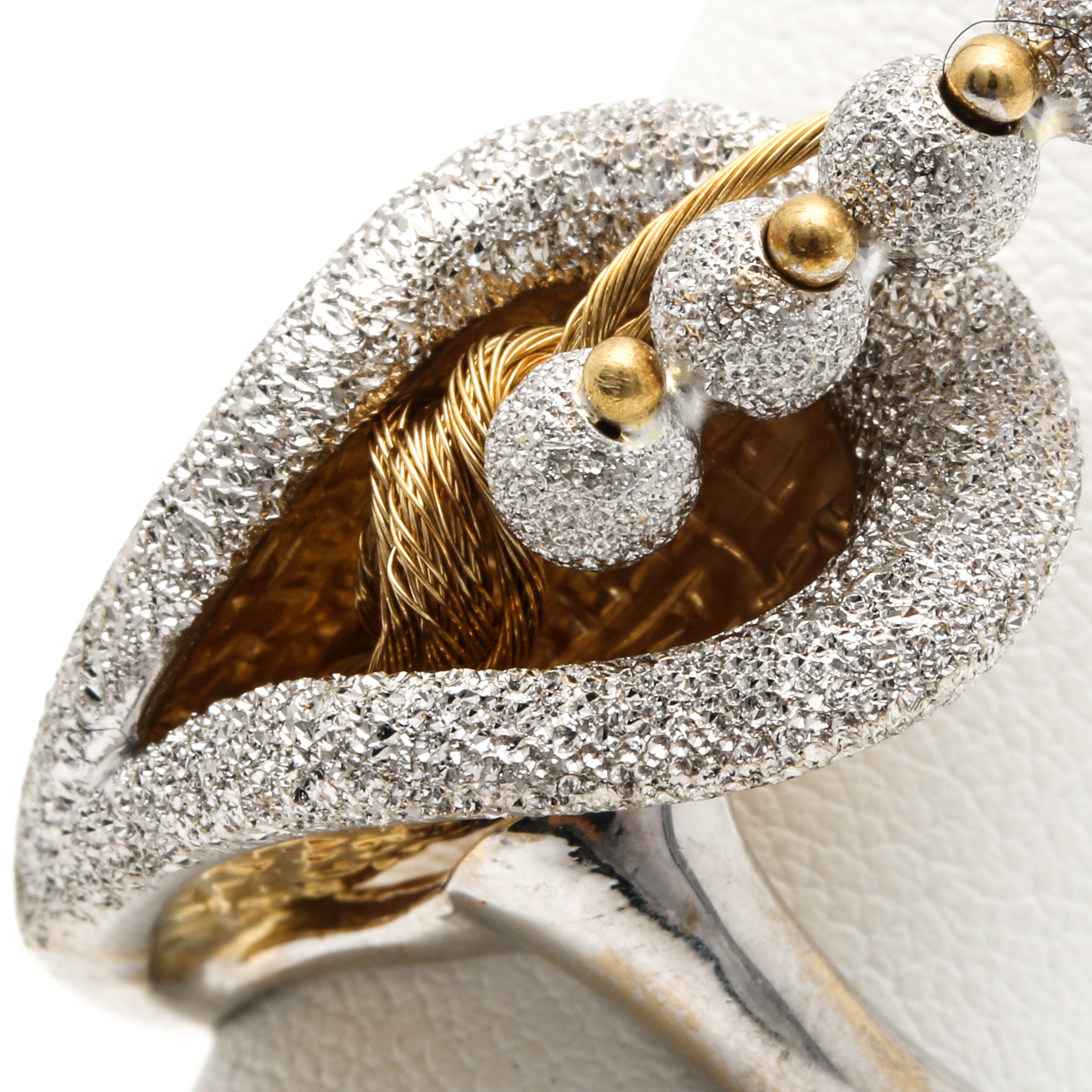 18K White and Yellow Gold Calla Lily Ring