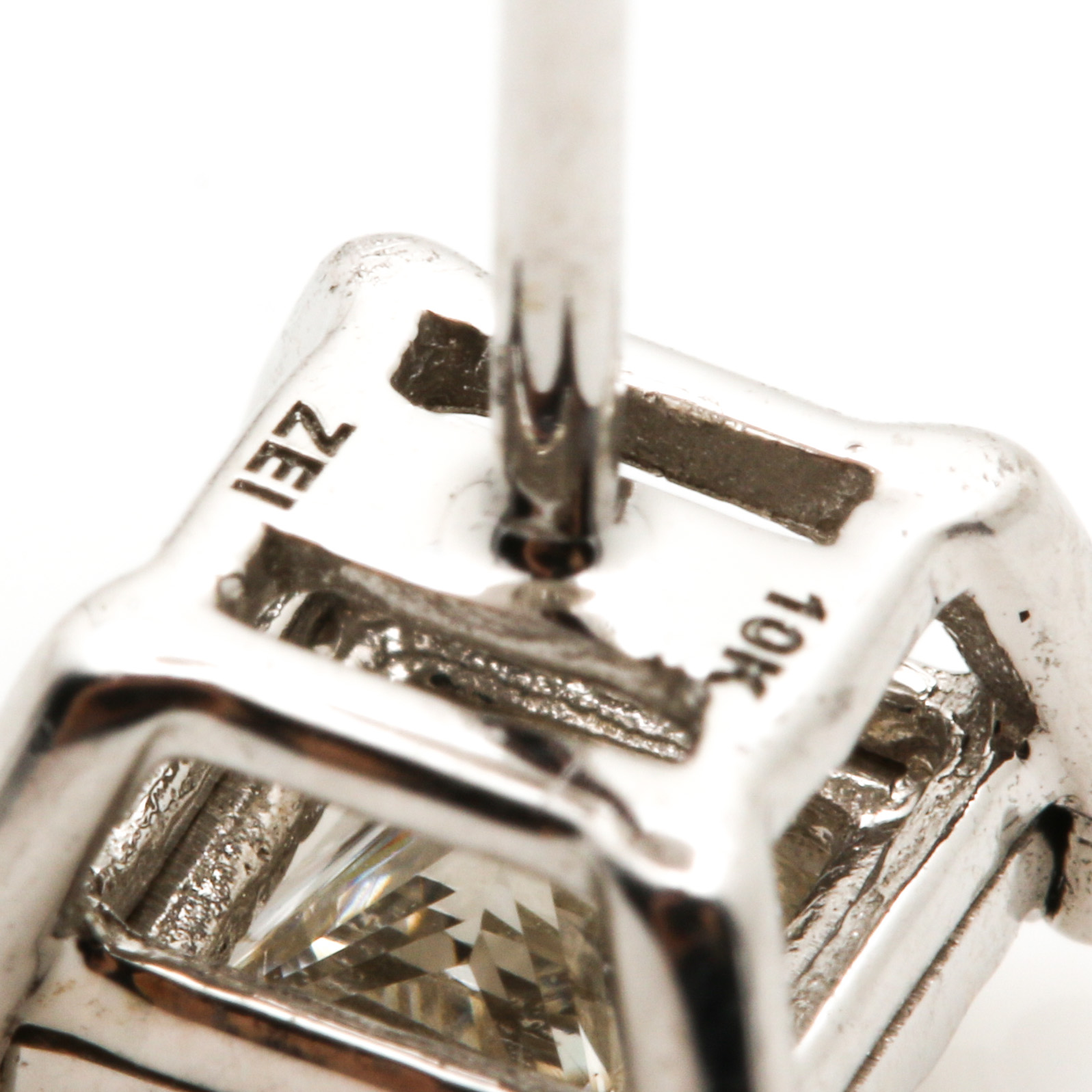 10K White Gold Princess Cut Diamond Earrings