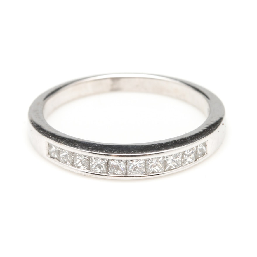 18K White Gold Diamond Ring