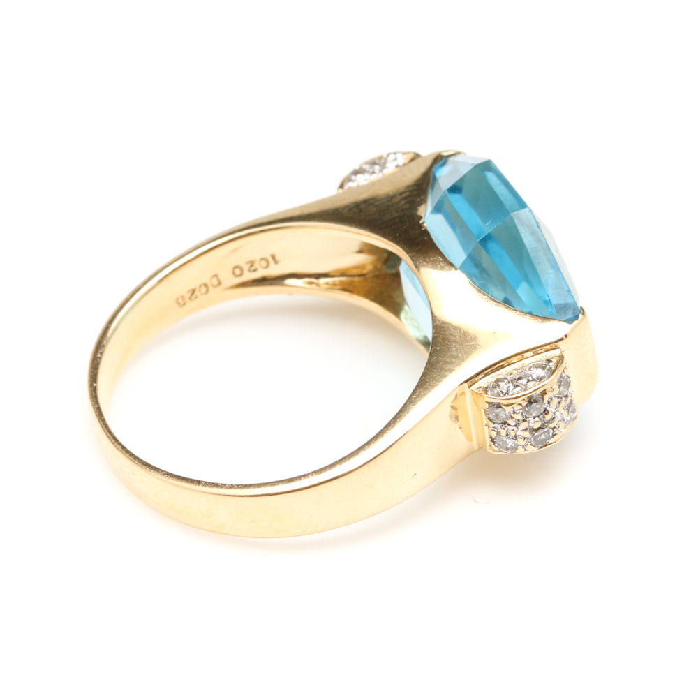 18K Yellow Gold 7.83 CT Blue Topaz Ring