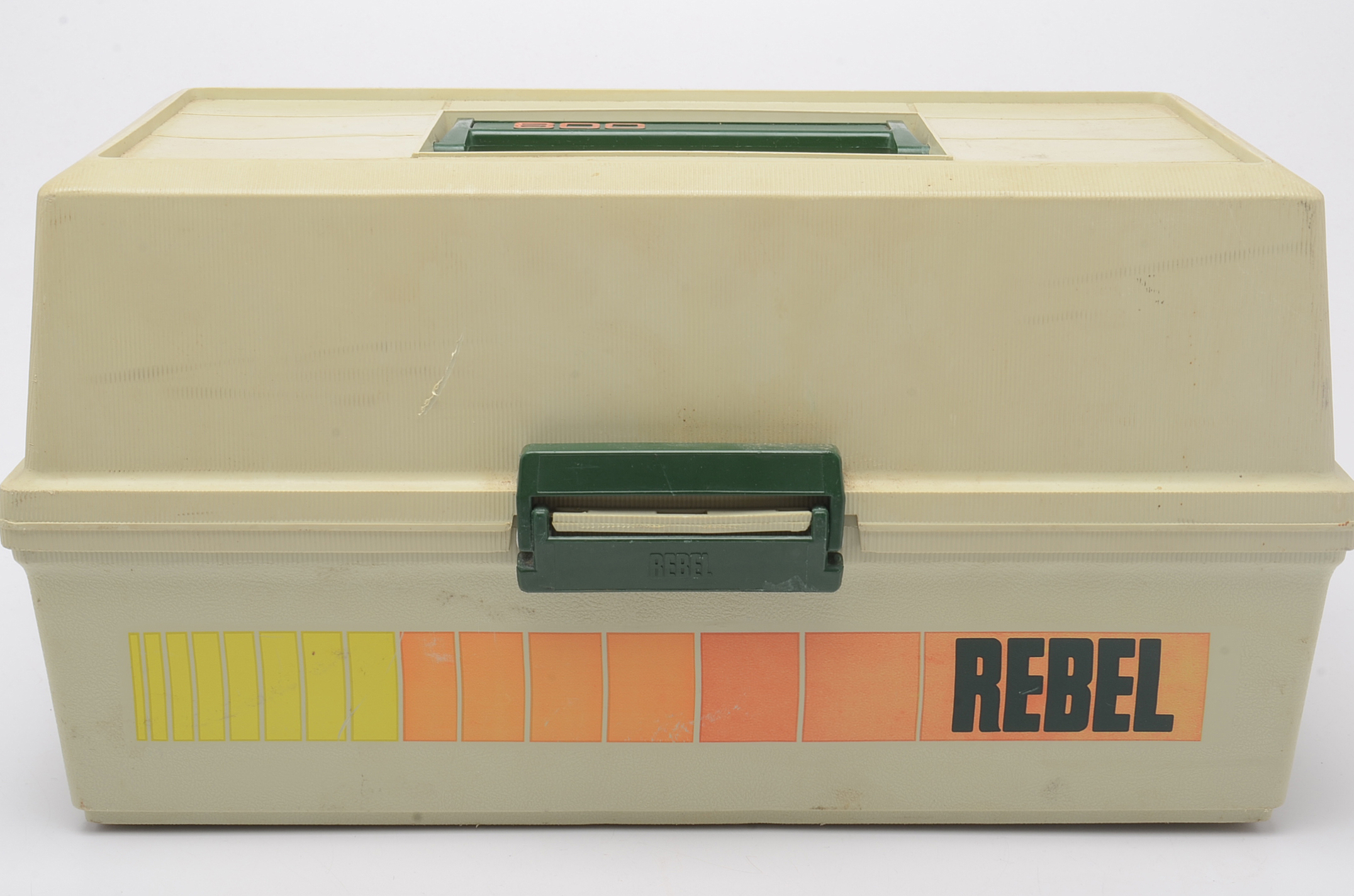 Rebel 600 Tackle Box with Fishing Accesories