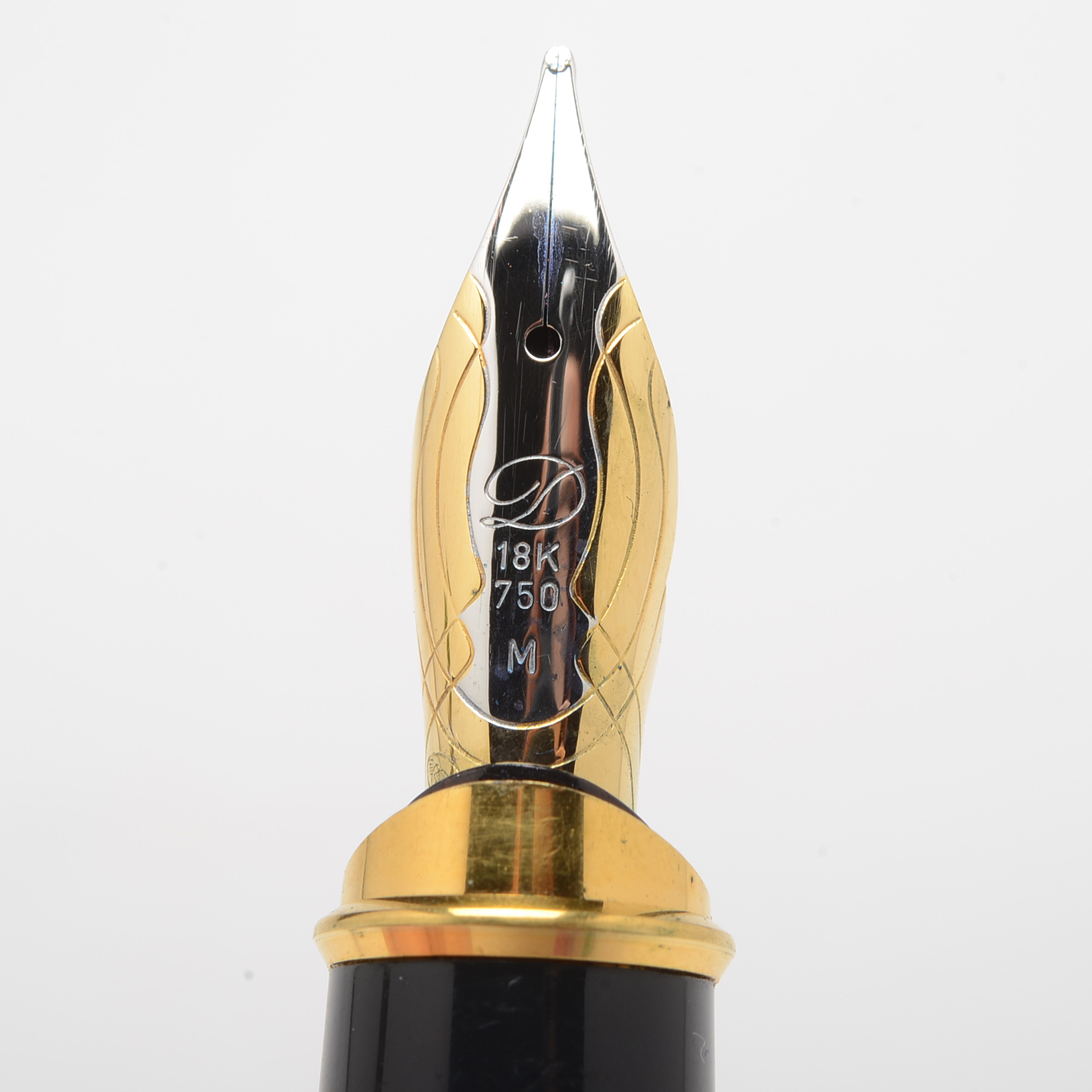 Vintage S.T. Dupont "Olympio" Sterling Silver Fountain Pen 18K Nib