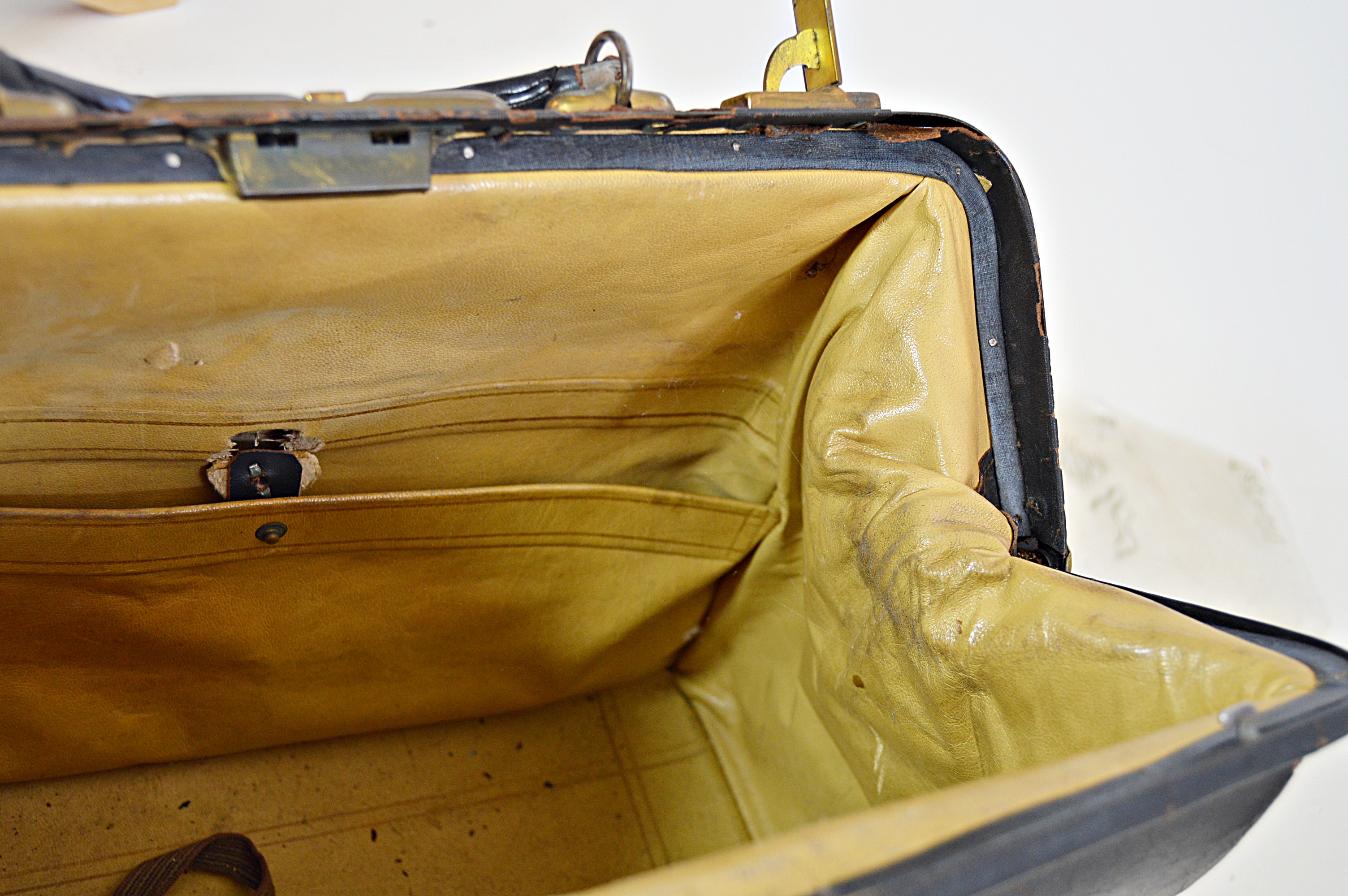 Vintage Leather Doctor's Bag