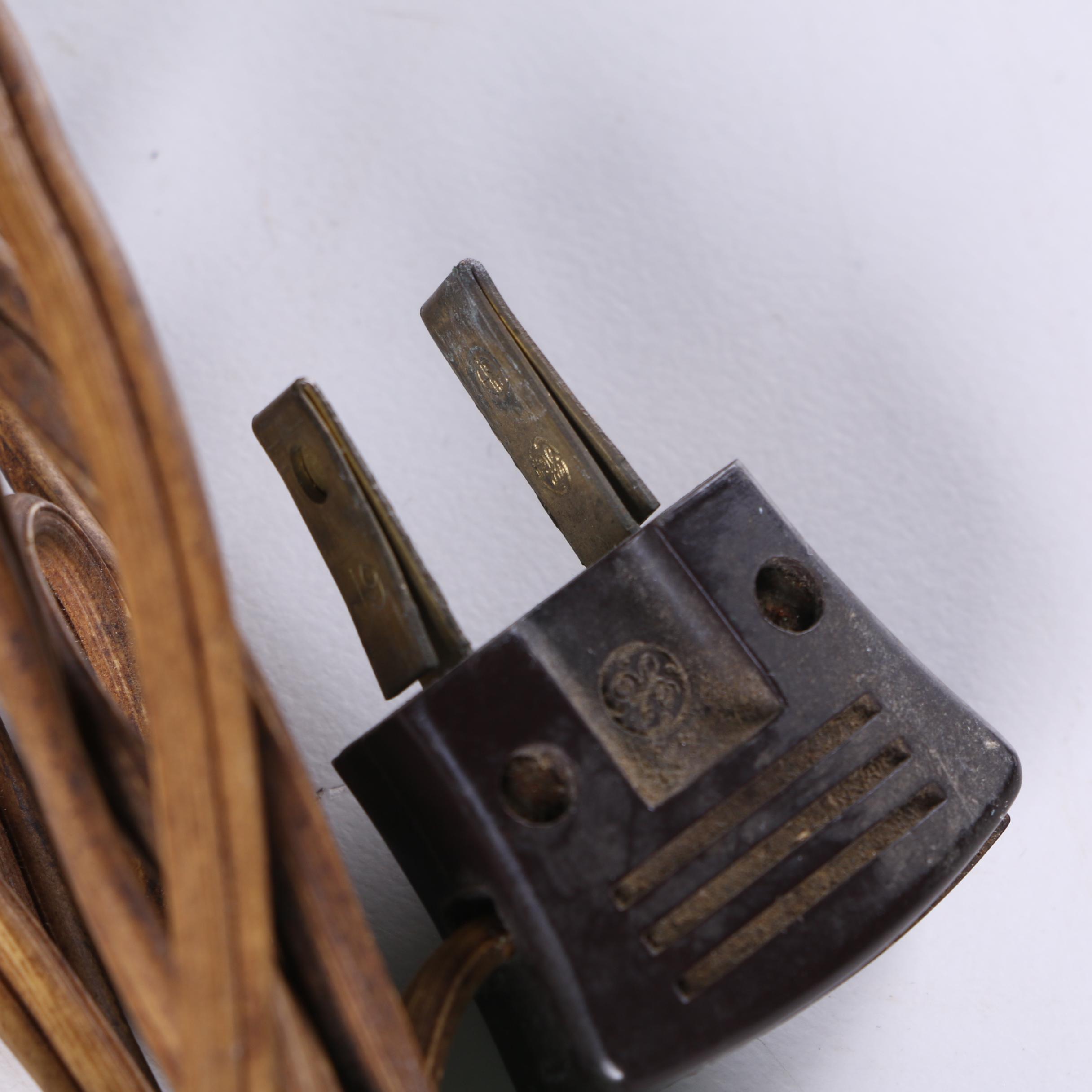 Vintage Mid Century Modern Ceramic Table Lamp