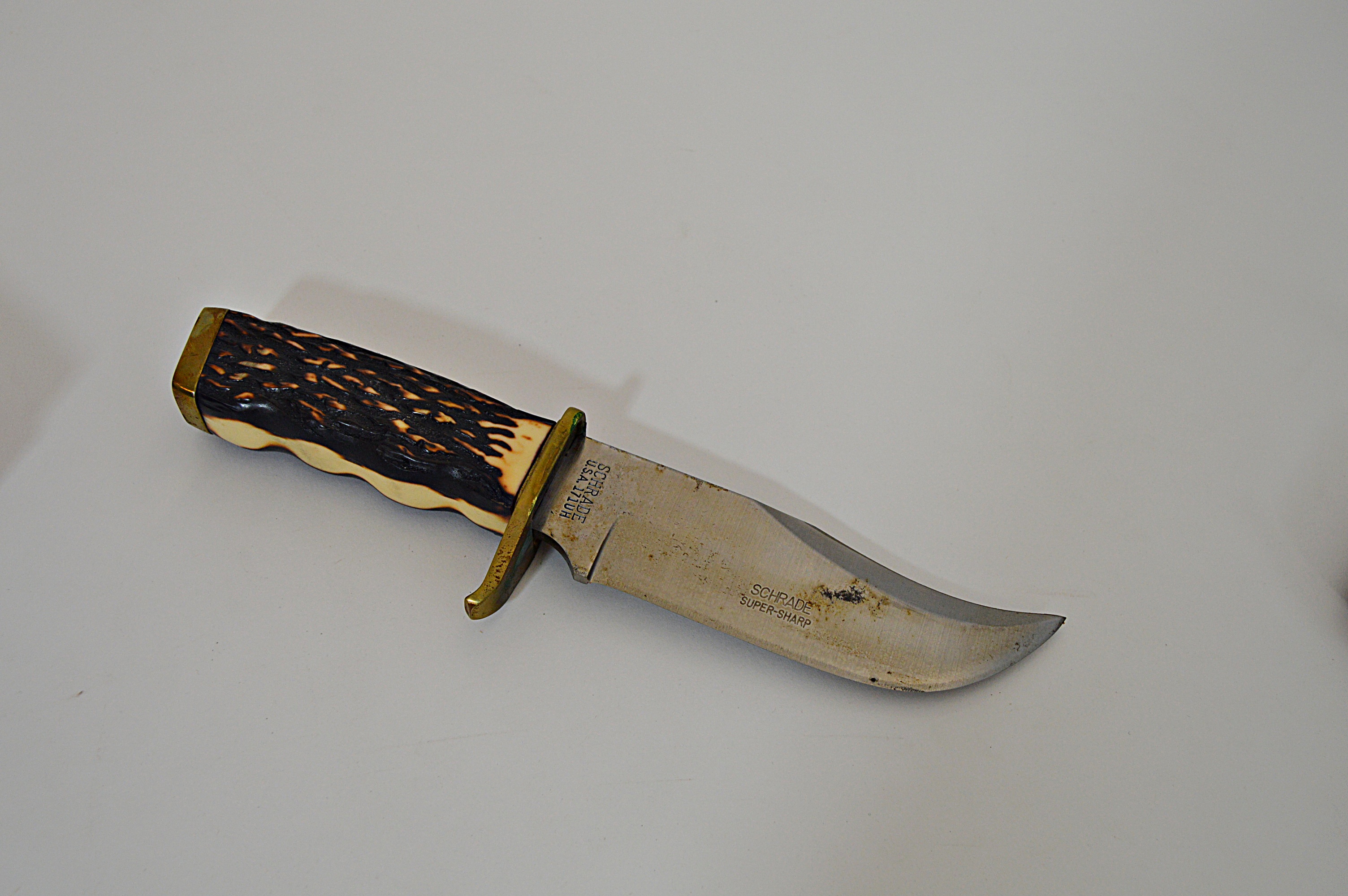 Vintage Schrade "Uncle Henry" Pro Hunter Knife with Antler Handle and Sheath