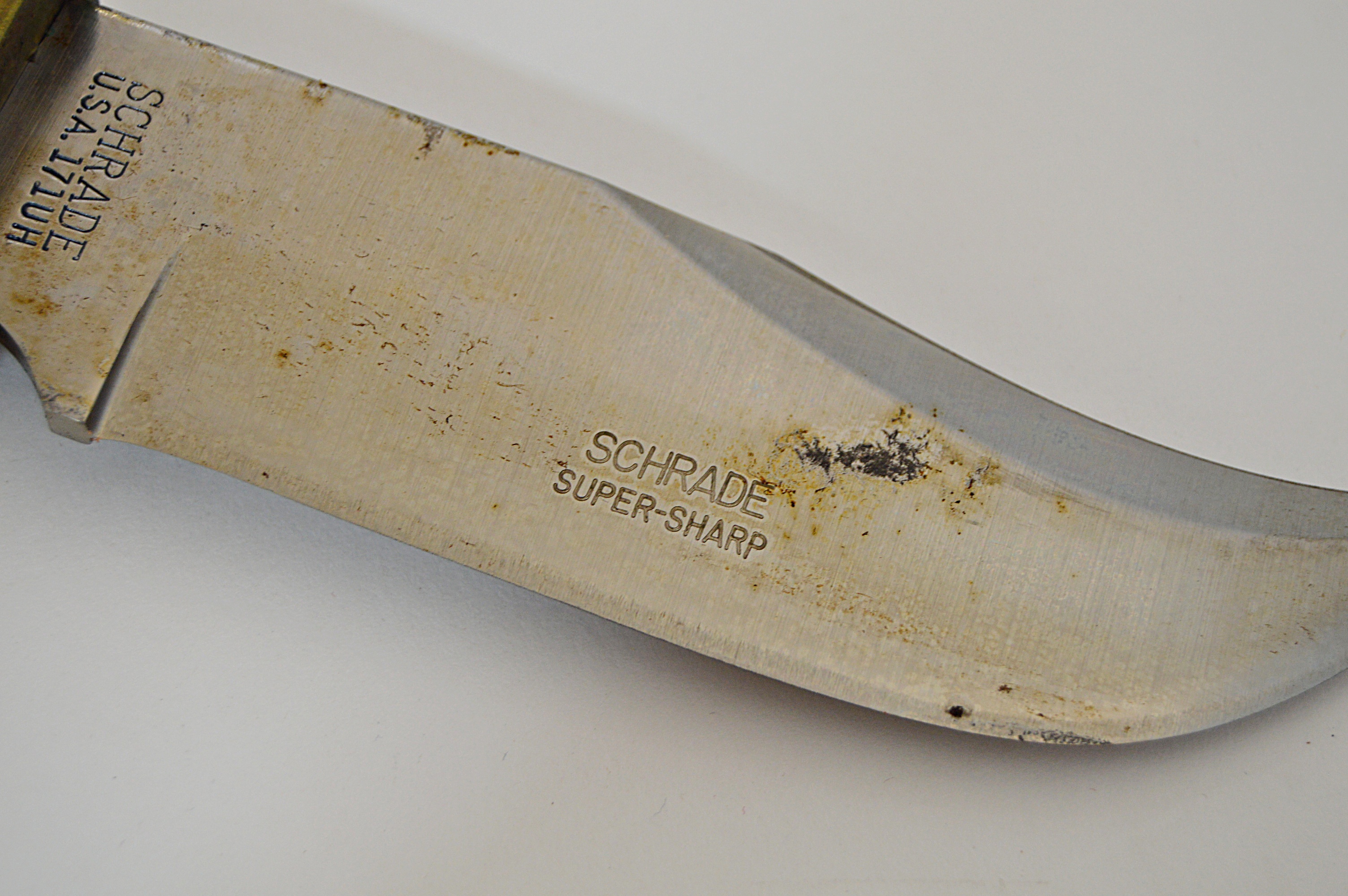 Vintage Schrade "Uncle Henry" Pro Hunter Knife with Antler Handle and Sheath