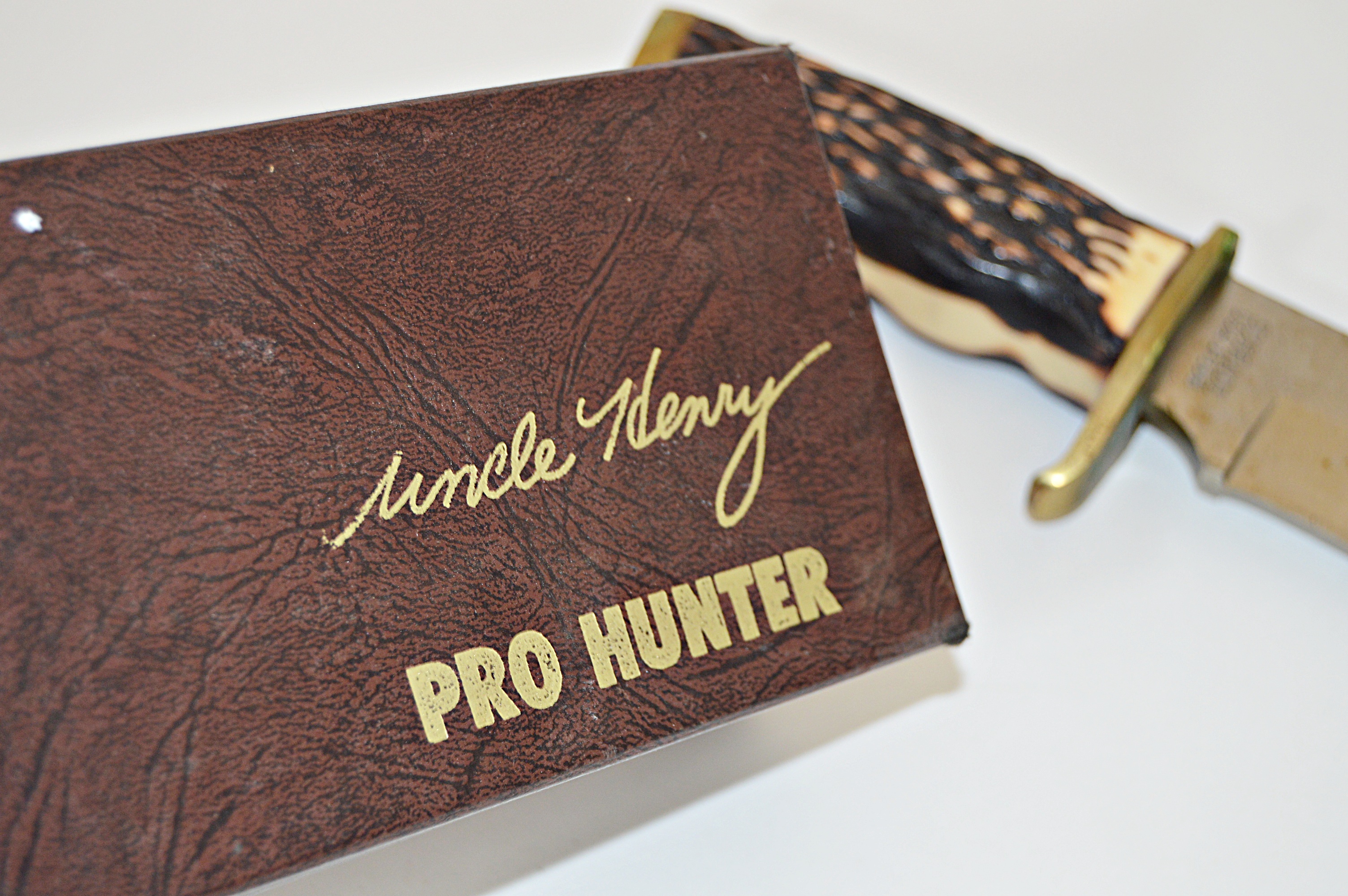 Vintage Schrade "Uncle Henry" Pro Hunter Knife with Antler Handle and Sheath