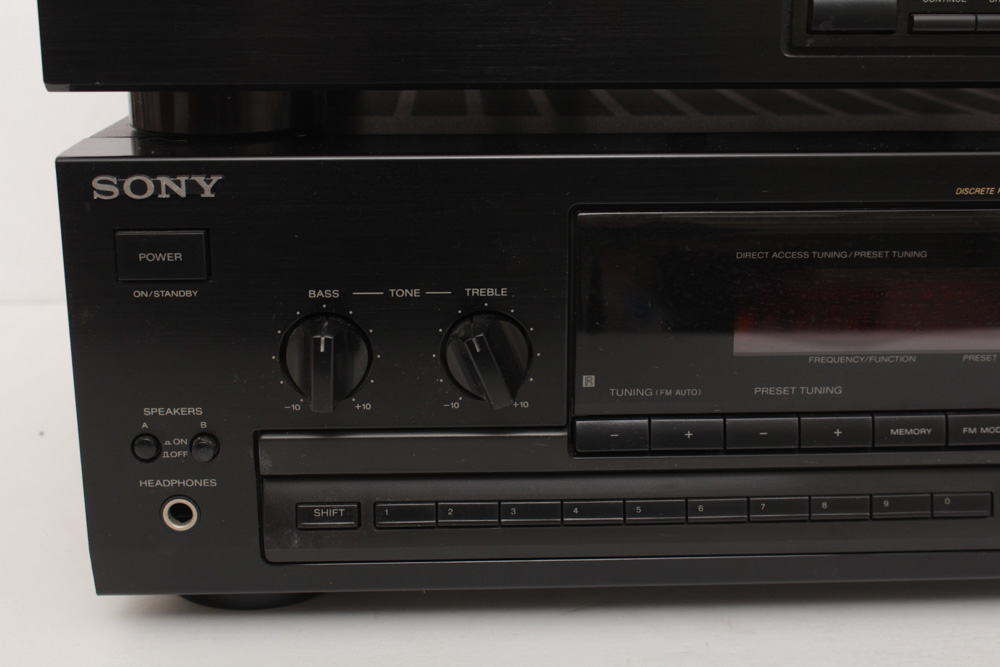 Sony STR-D390 Receiver, Compact Disk Player and Memorex Speakers