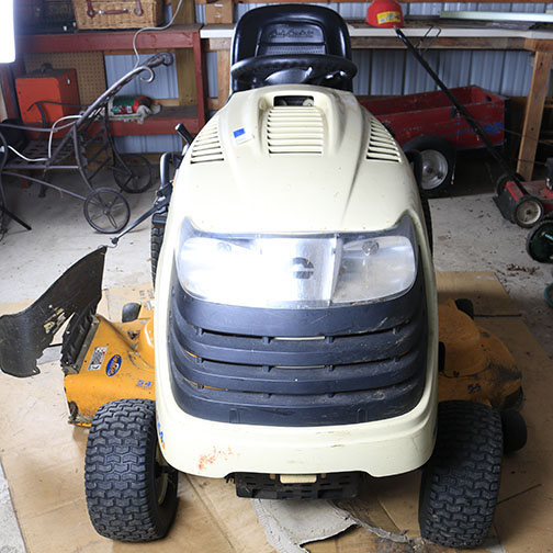 Cub Cadet Super LT 1554 Riding Lawnmower