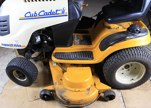 Cub Cadet Super LT 1554 Riding Lawnmower