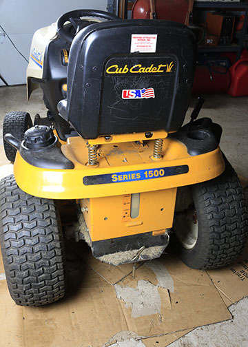 Cub Cadet Super LT 1554 Riding Lawnmower