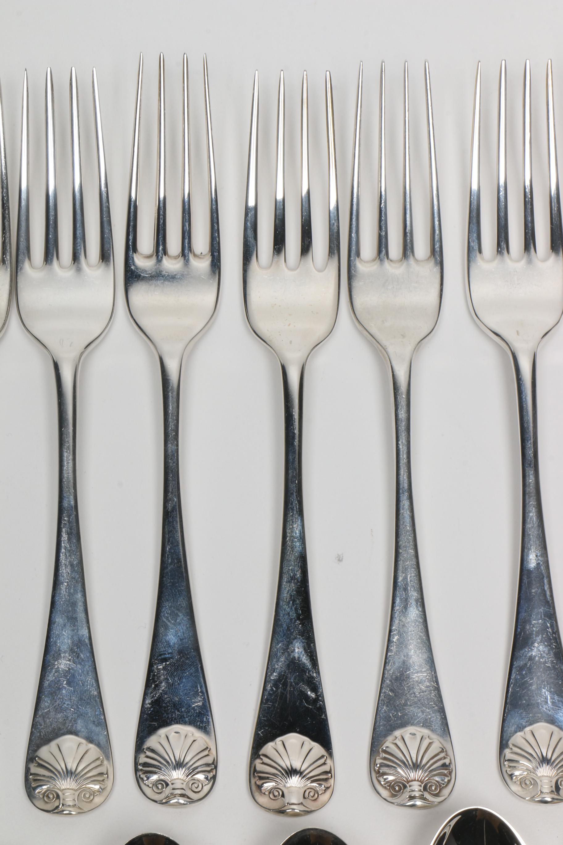 The Stieff Co. "Williamsburg Shell" Sterling Silver Flatware Set