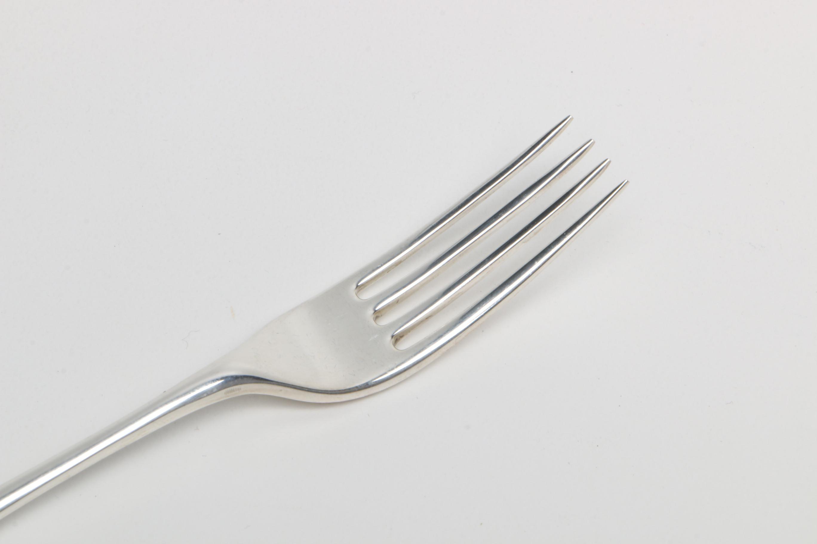 The Stieff Co. "Williamsburg Shell" Sterling Silver Flatware Set