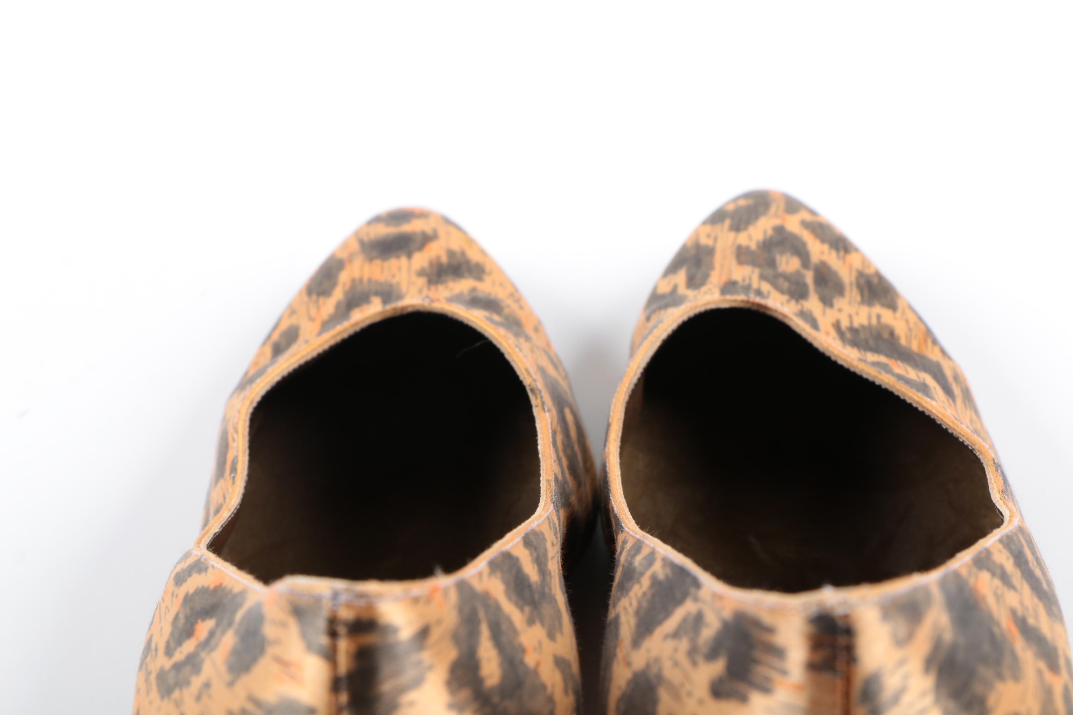 Yves Saint Laurent Cheetah Print Pumps