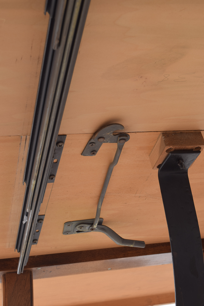 Mid-Century Expandable Dining Table by Thomasville