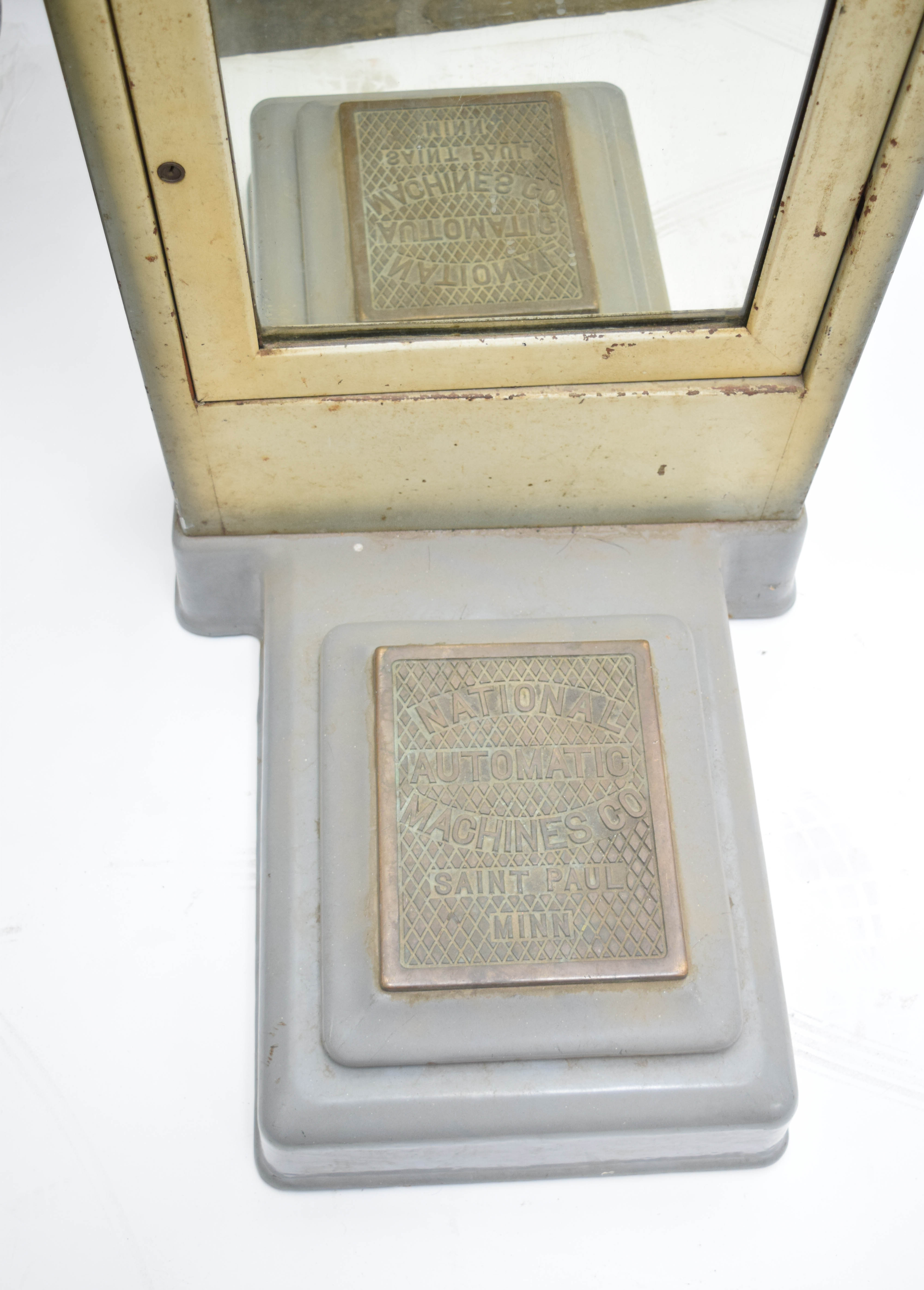 Vintage National Automatic Machines Company Model 50 Personal Weighing Device