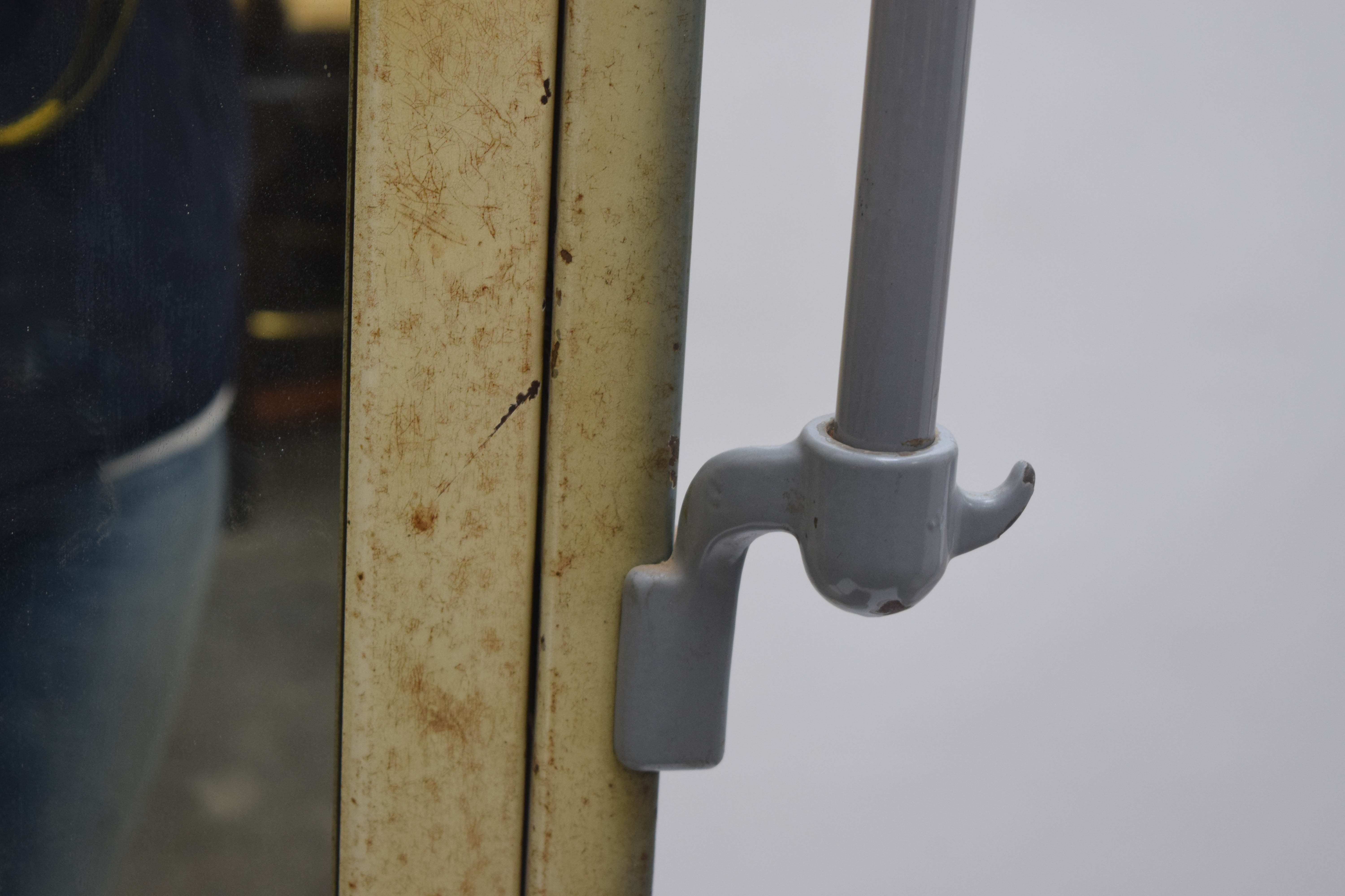 Vintage National Automatic Machines Company Model 50 Personal Weighing Device