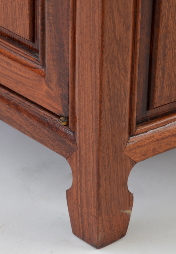 Asian Style End Table