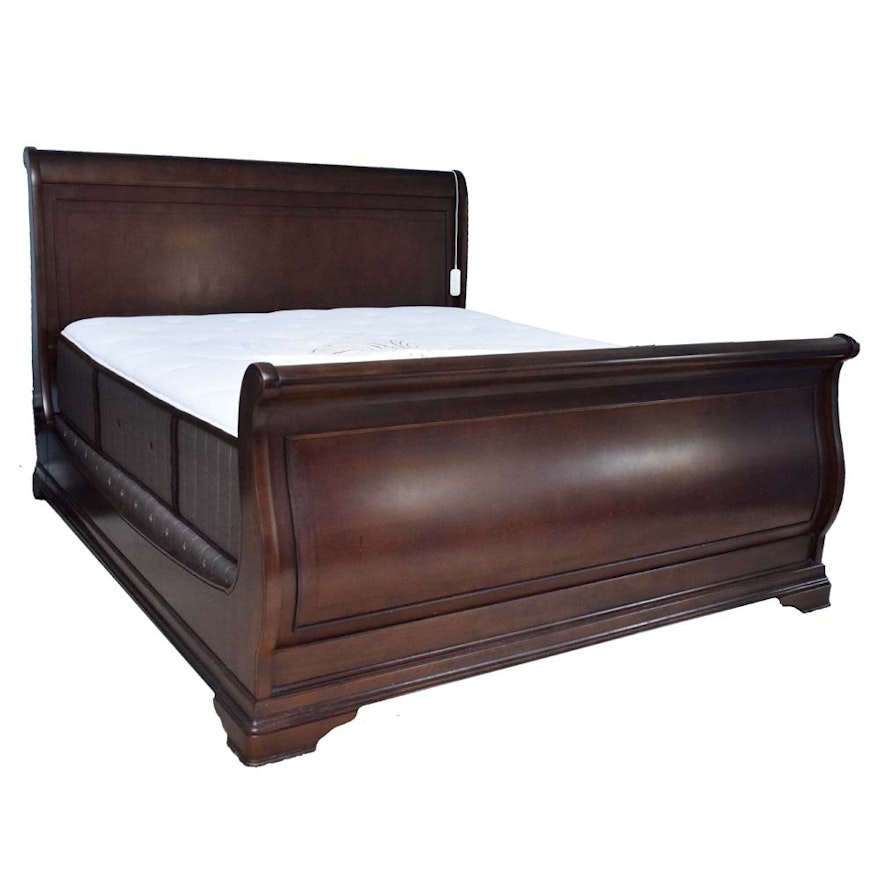 Havertys Orleans Collection King Sized Sleigh Bed