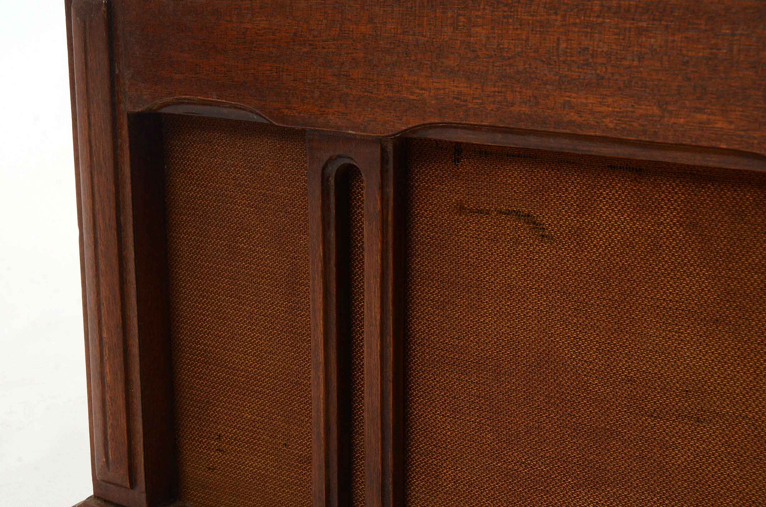 Vintage Victrola Phonograph and Records