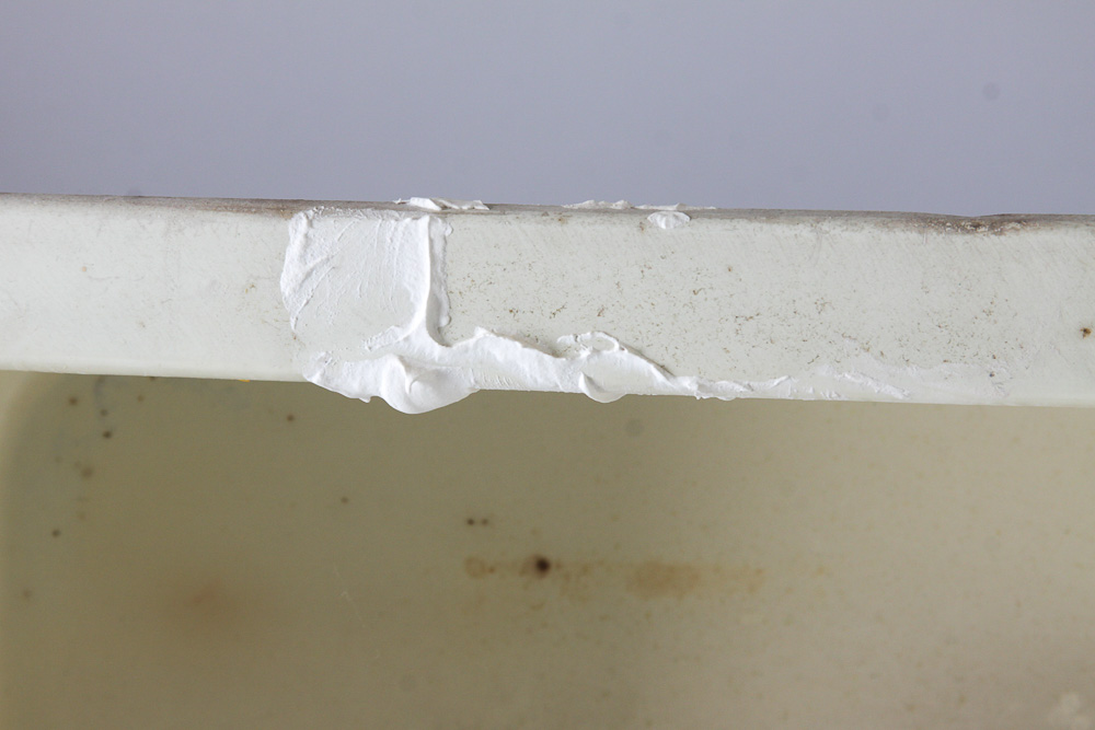 Vintage Three-Panel Medicine Cabinet by Dura Steel