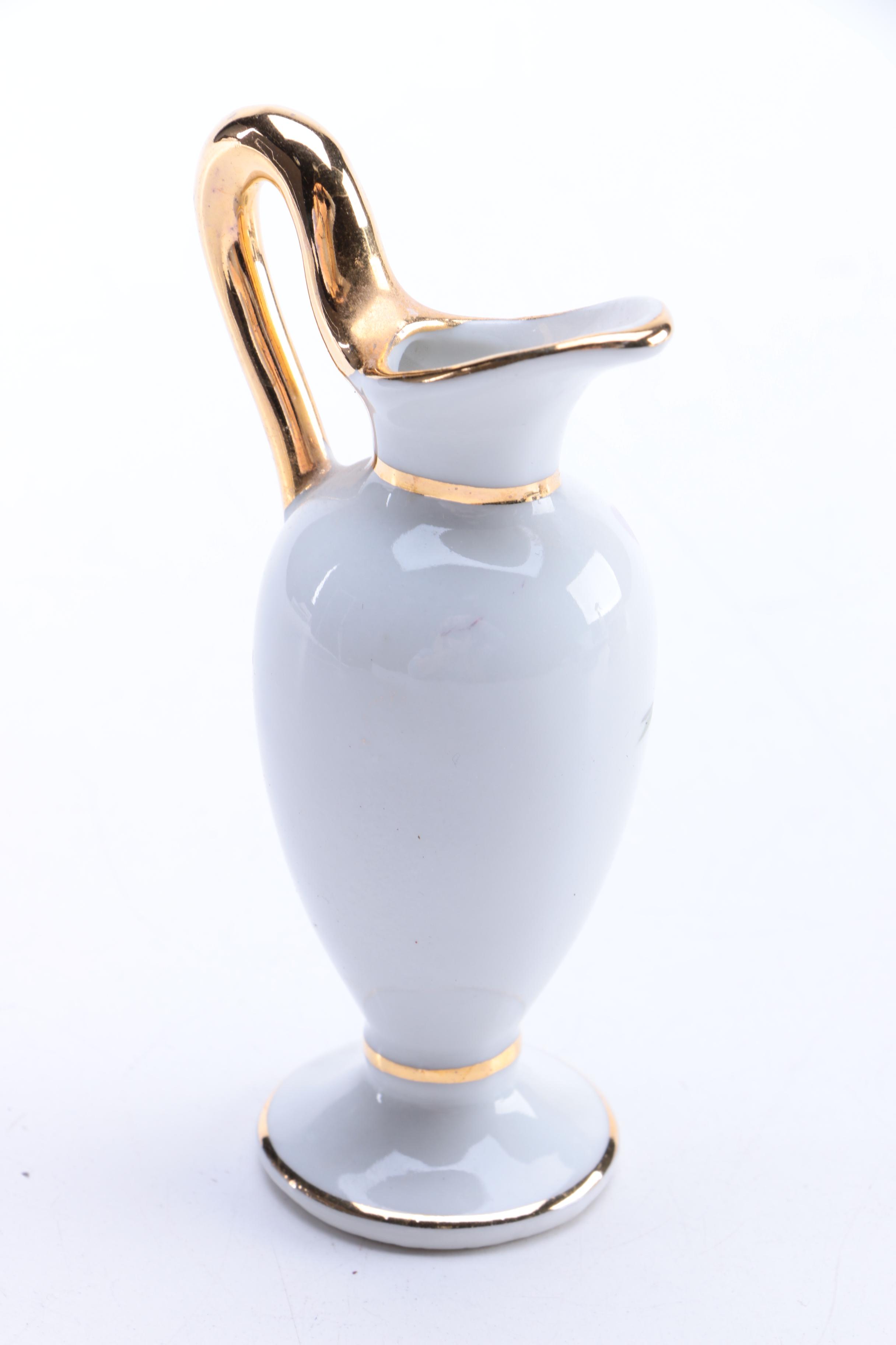 Assortment of Porcelain Vanity Décor