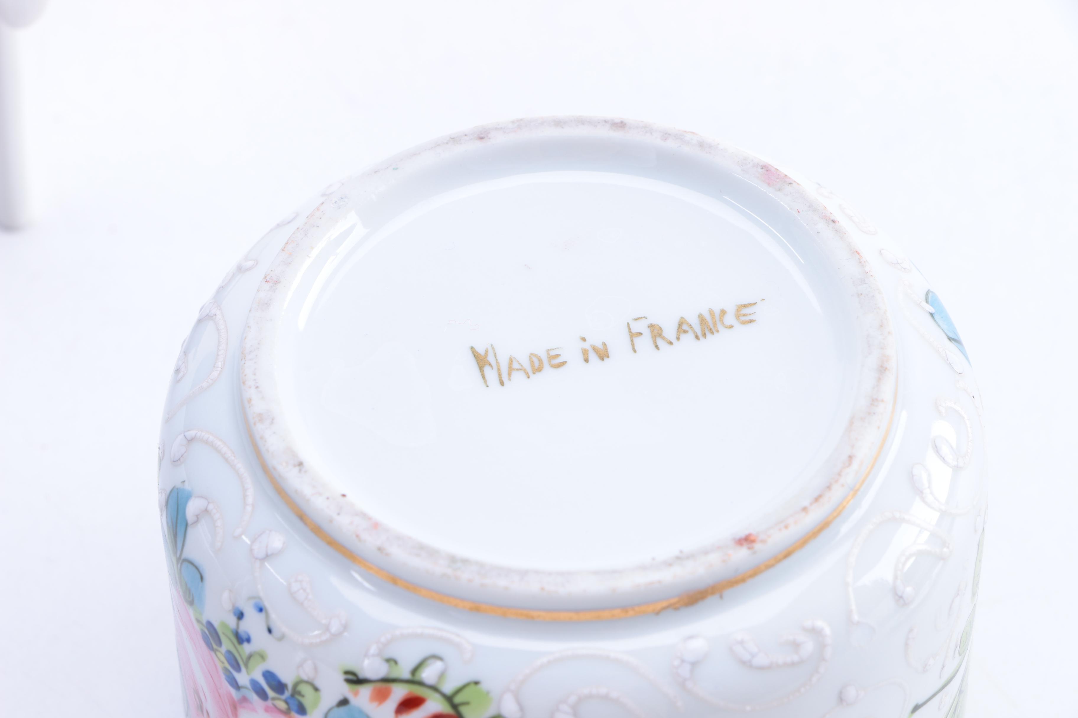 Assortment of Porcelain Vanity Décor