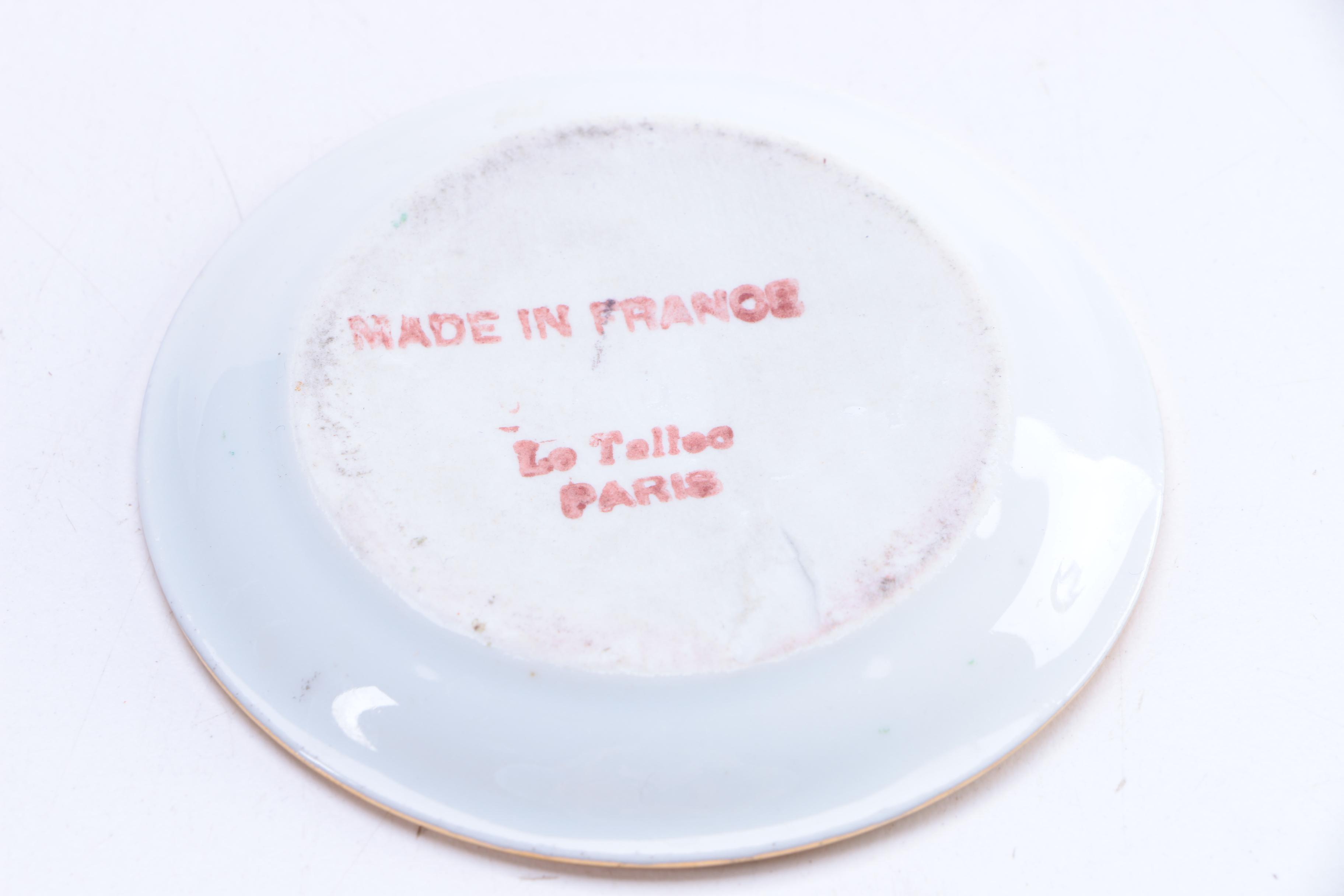 Assortment of Porcelain Vanity Décor