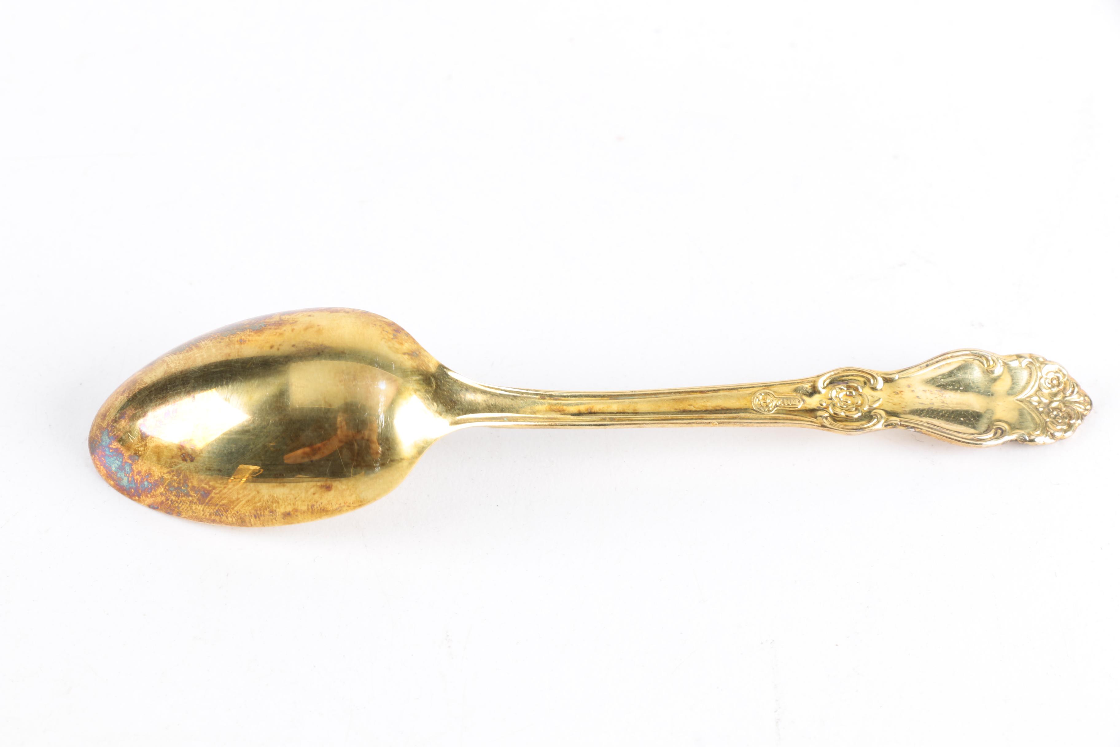 Imperial Porcelain Tea Gift Set