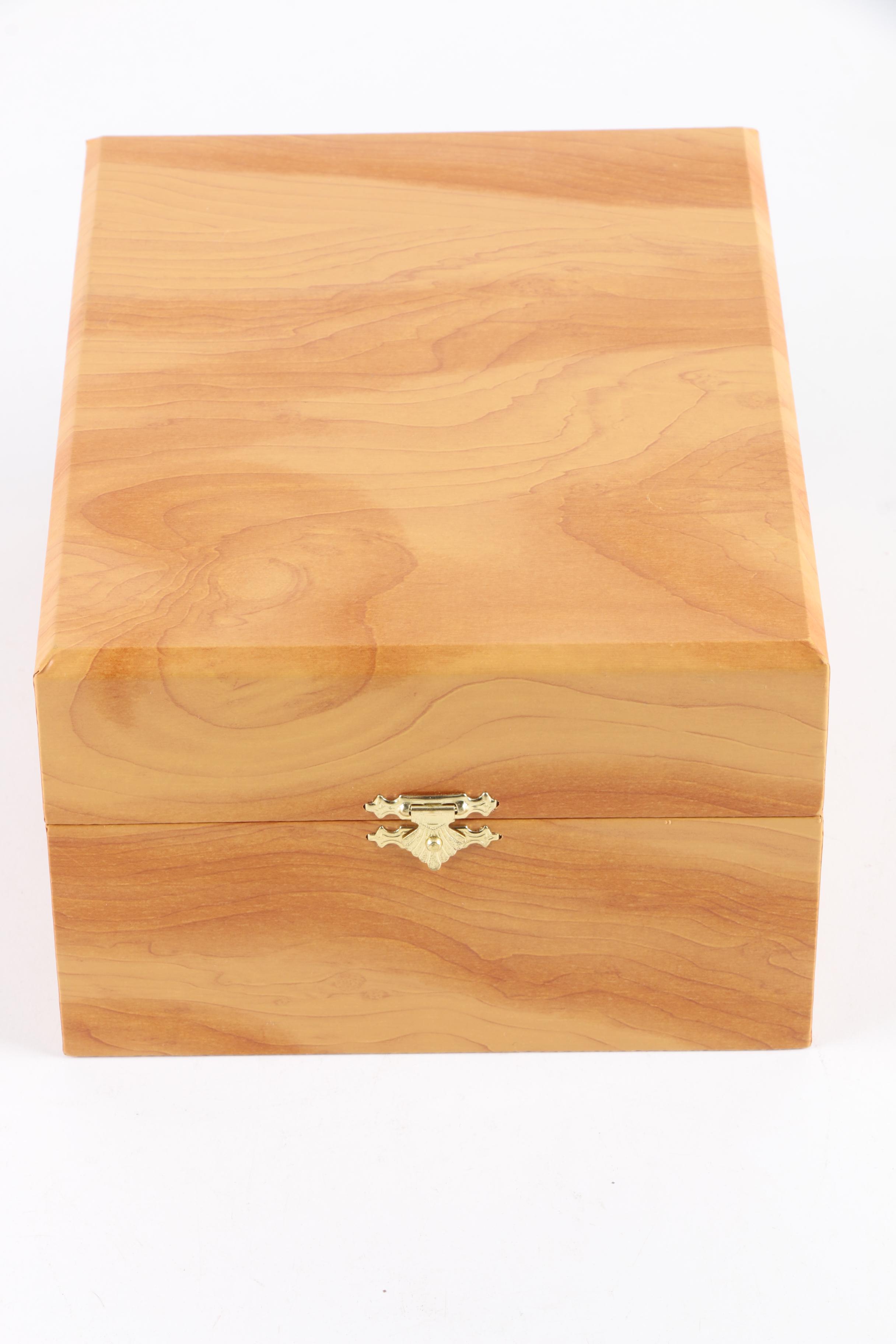 Imperial Porcelain Tea Gift Set