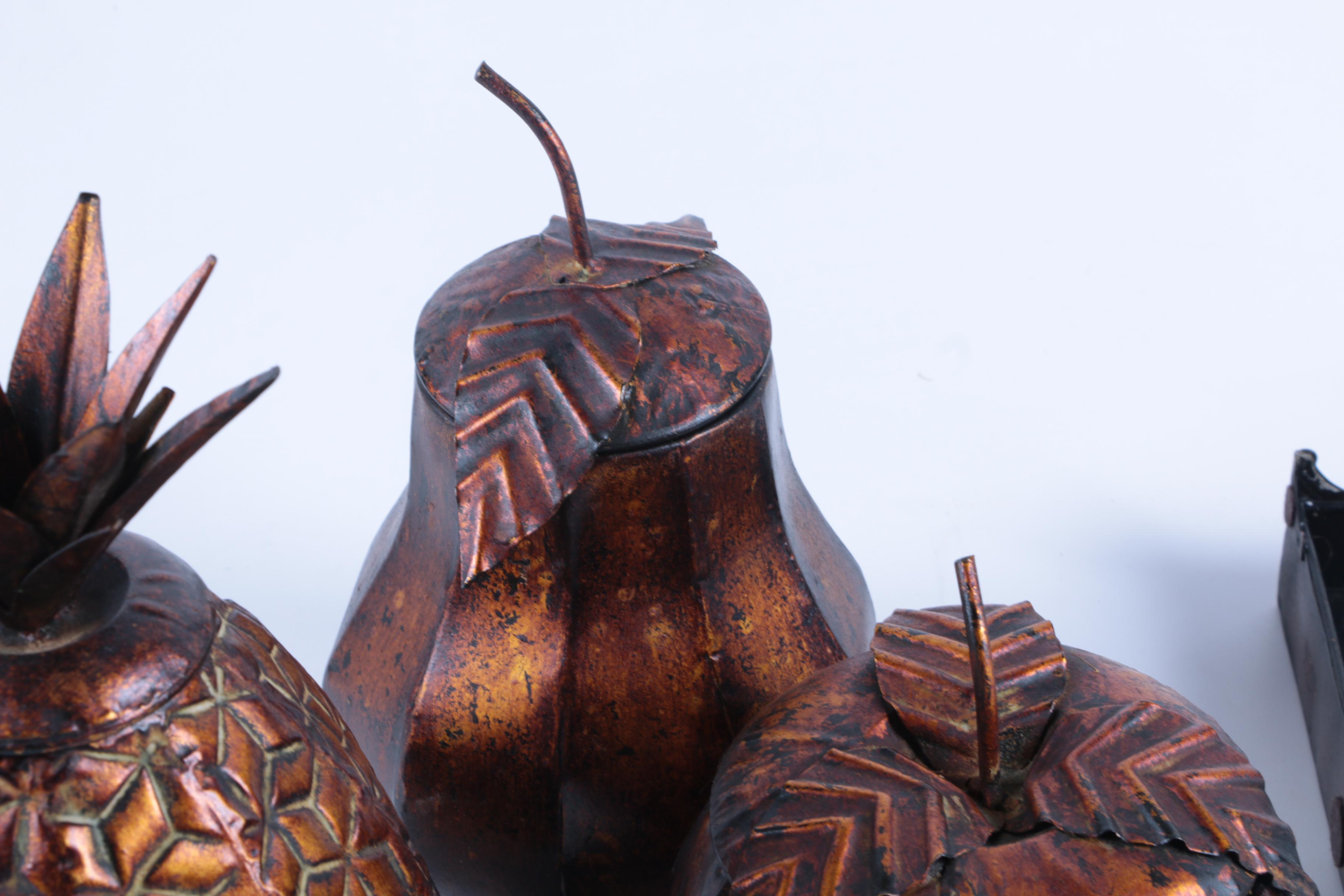 Metal Fruit Collection with Tray