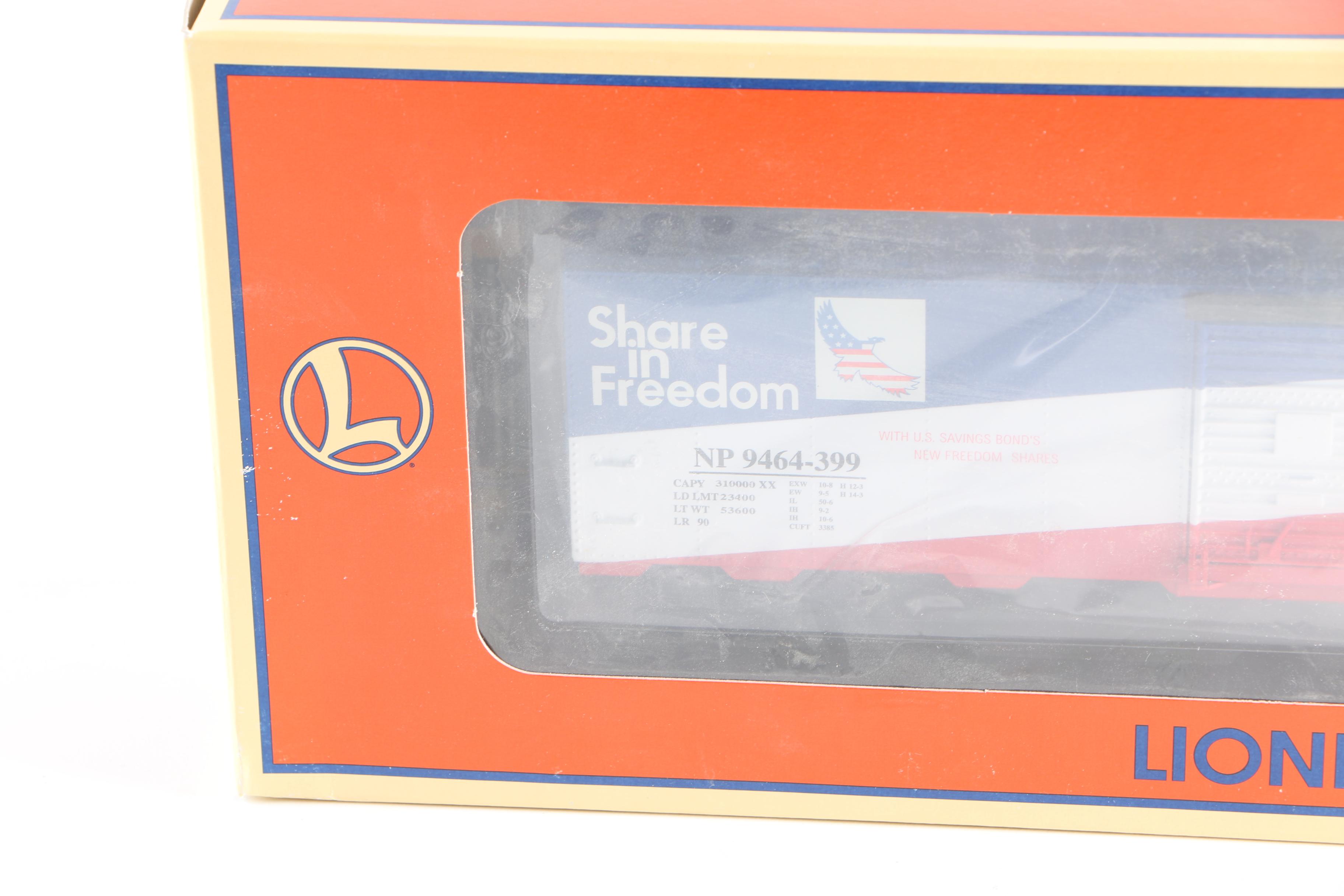 Lionel Northern Pacific Bicentennial Boxcar