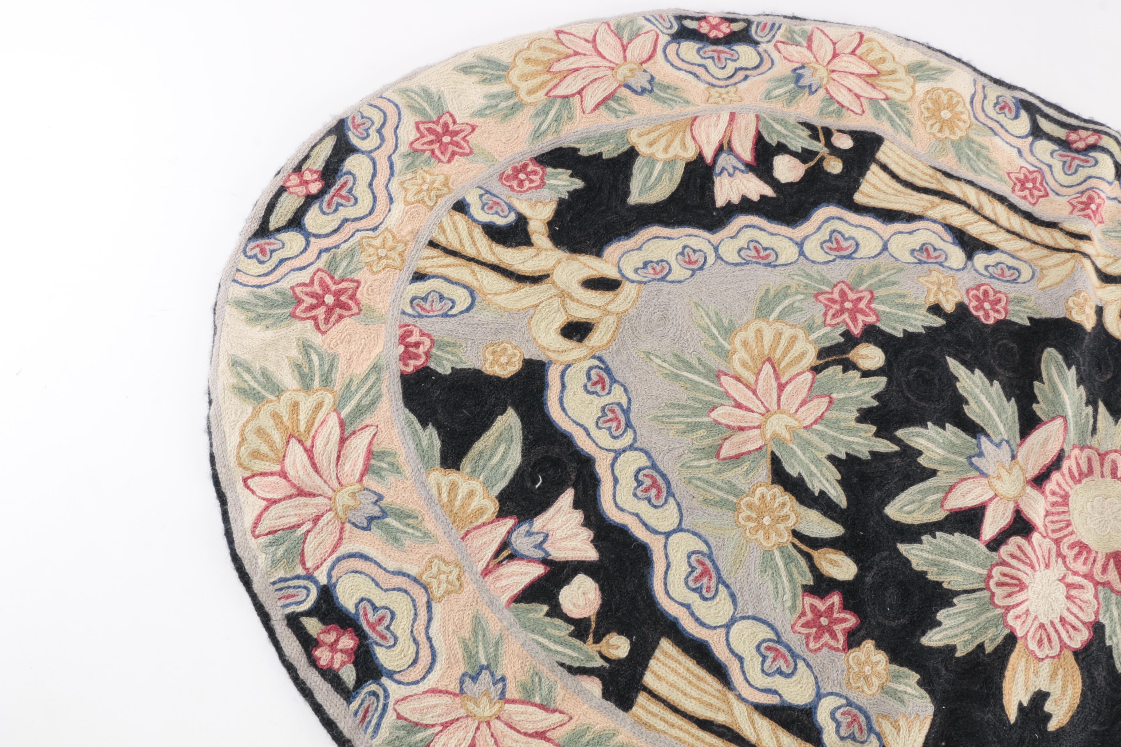 Hand-Stitched Floral Oval Accent Rug