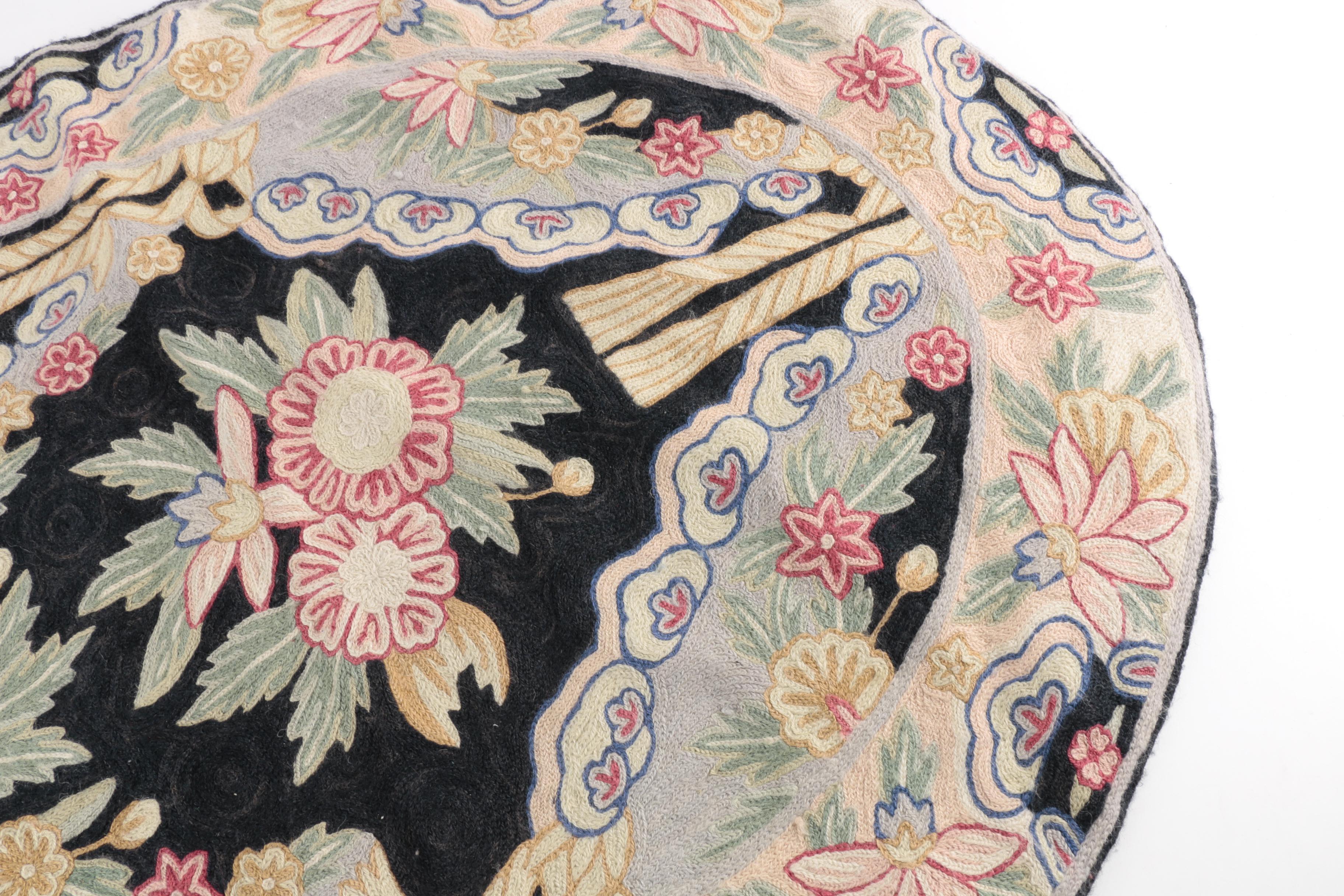 Hand-Stitched Floral Oval Accent Rug