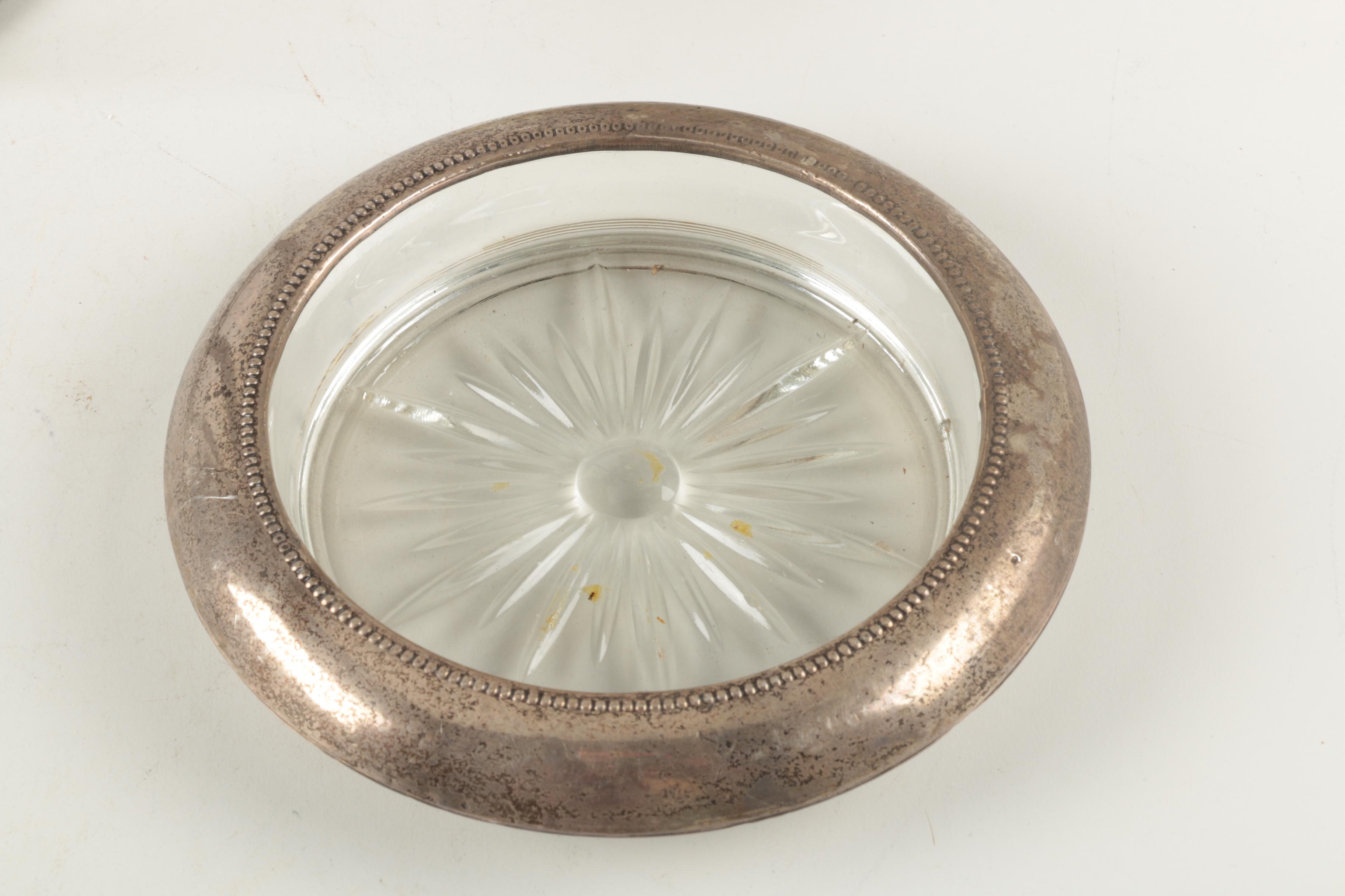 Assortment of Table Décor