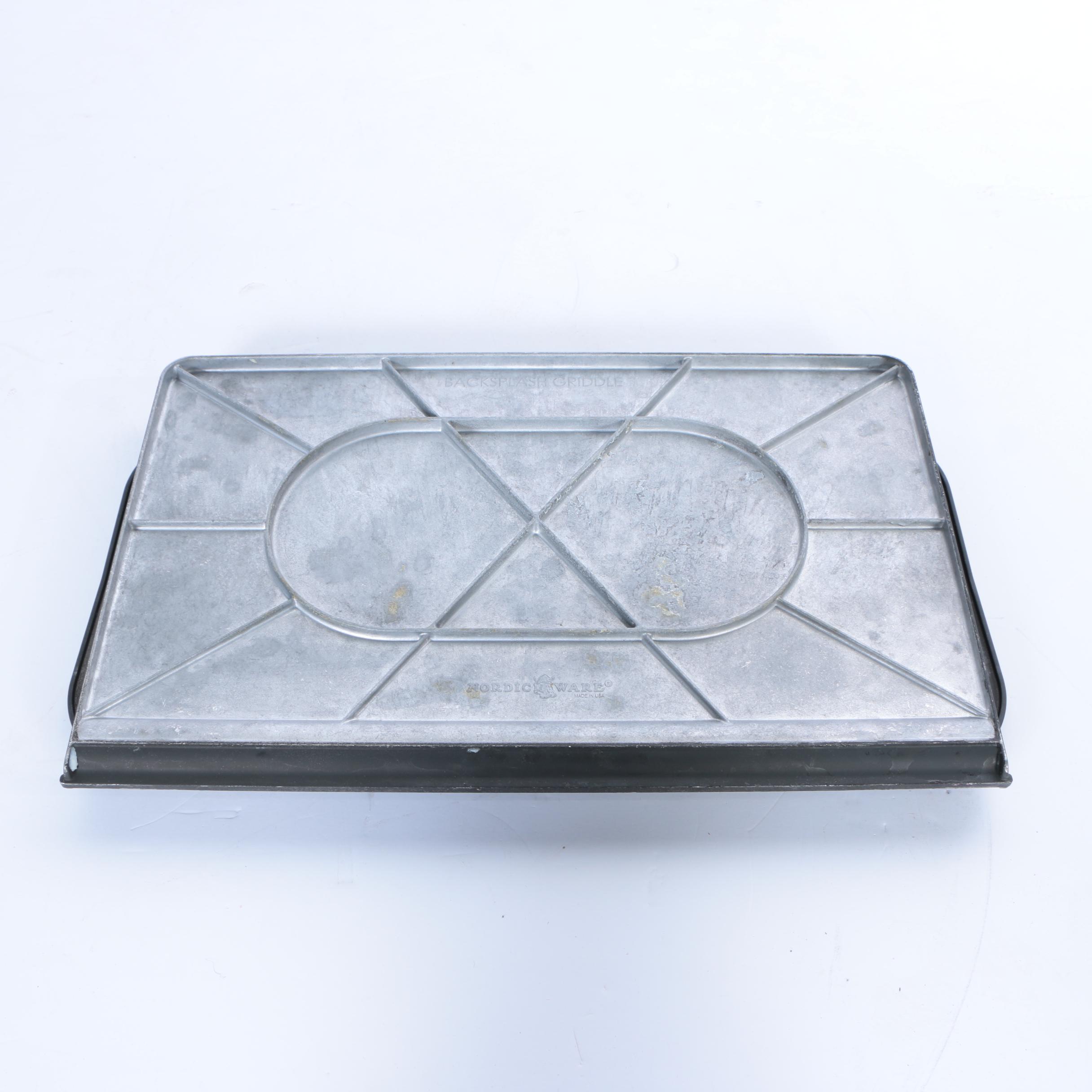 Nordic Ware Backsplash Griddle