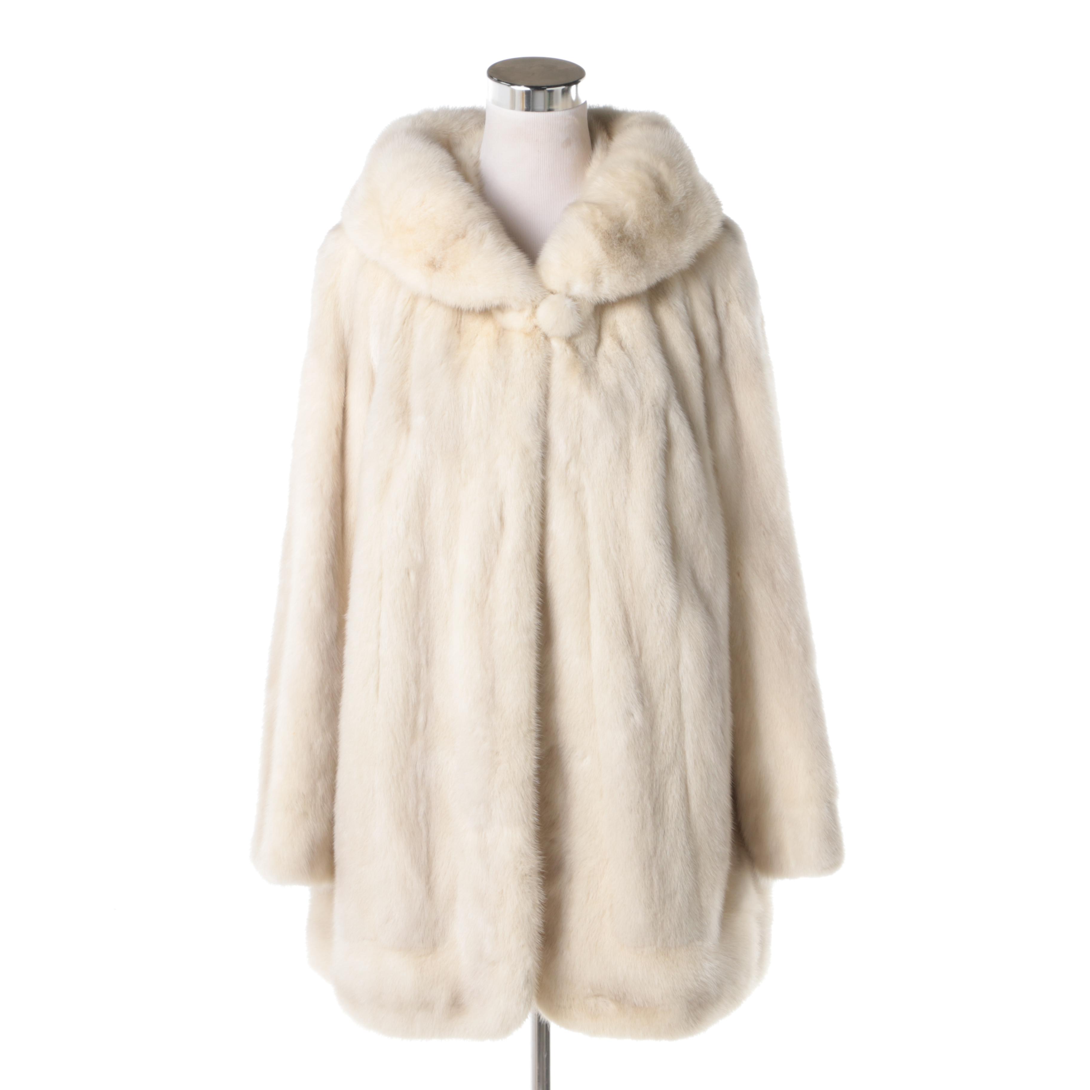 Women's Mid-Century Vintage Platinum Mink Swing Coat