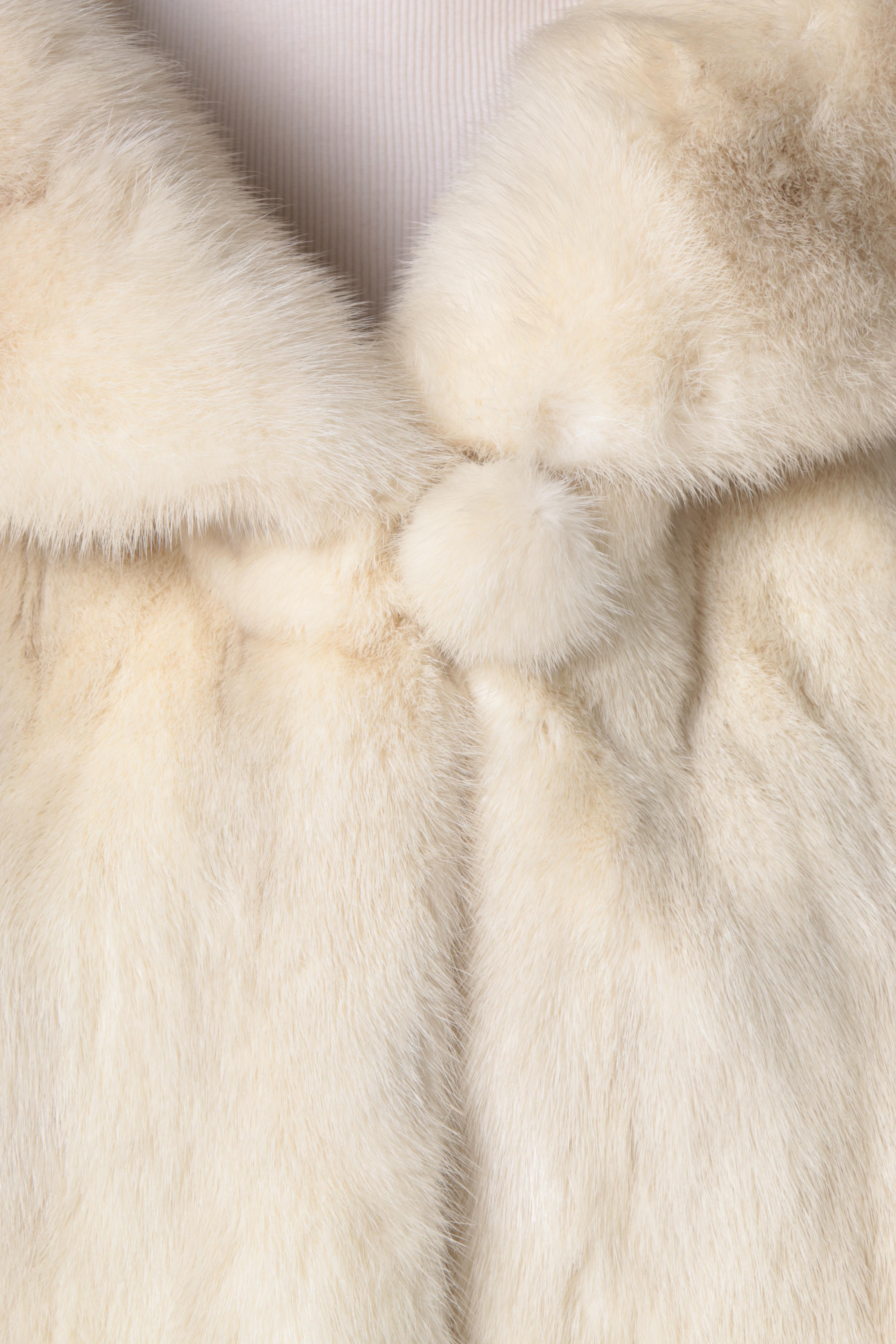 Women's Mid-Century Vintage Platinum Mink Swing Coat