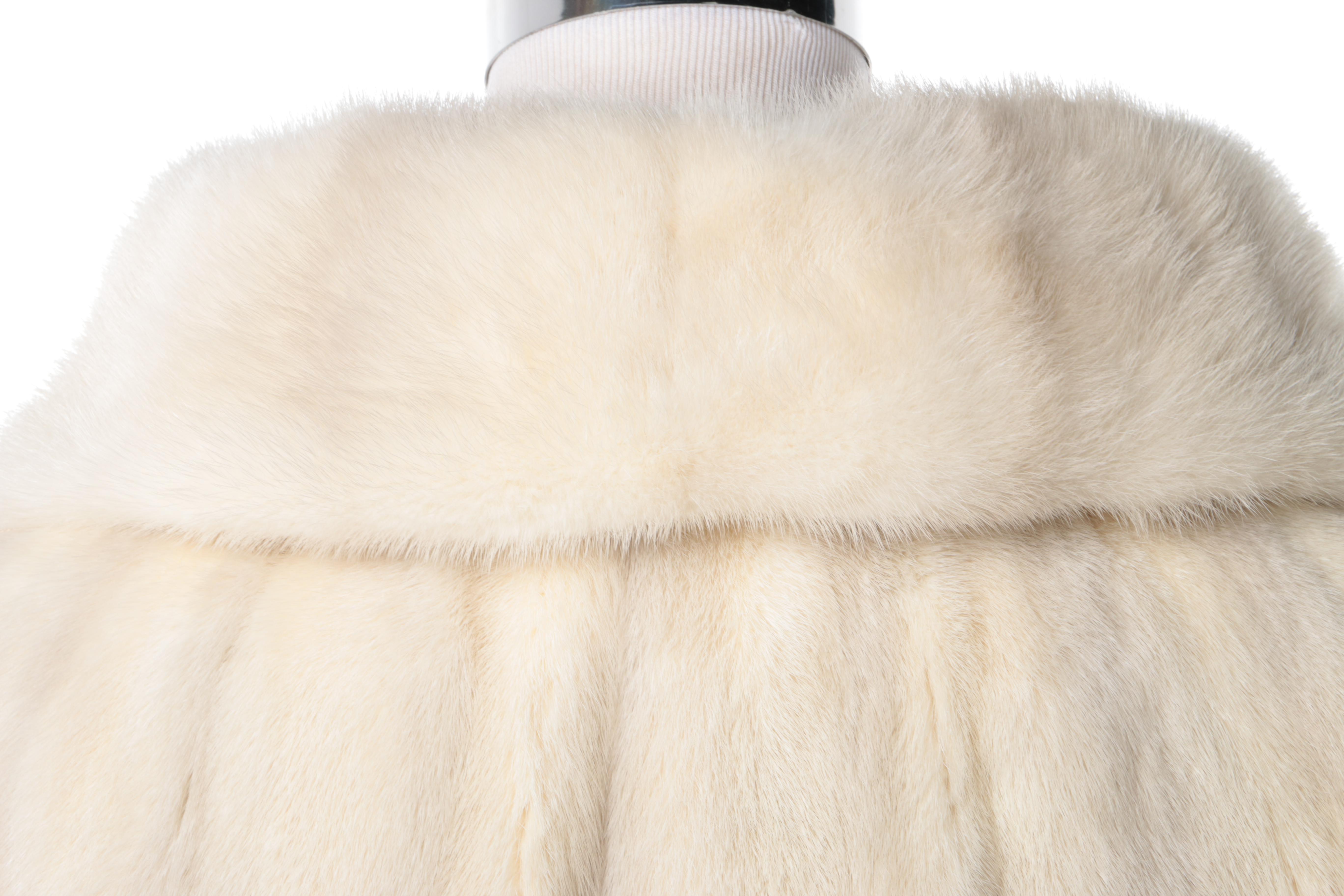 Women's Mid-Century Vintage Platinum Mink Swing Coat