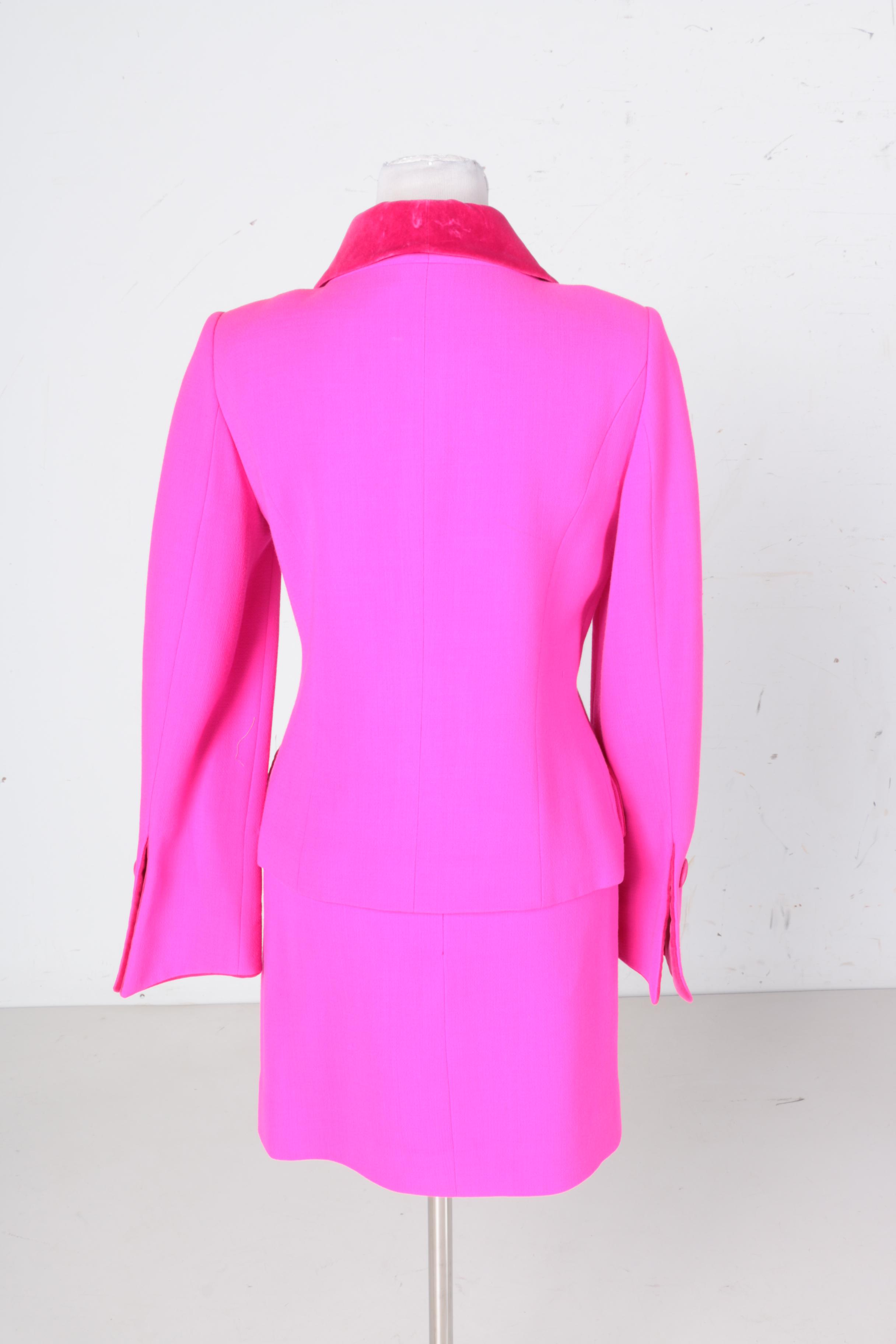Nina Ricci Boutique Vibrant Pink Wool Suit
