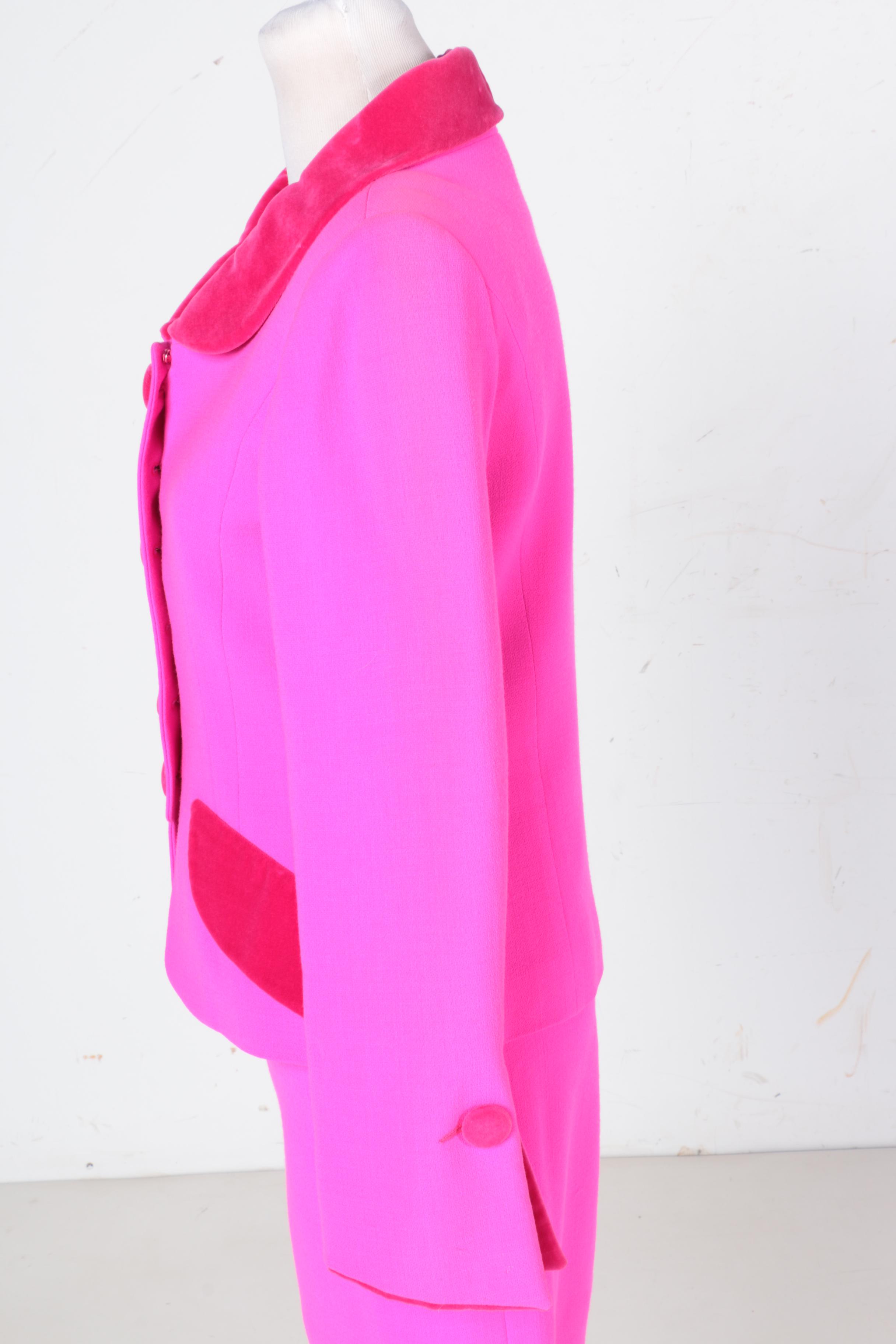 Nina Ricci Boutique Vibrant Pink Wool Suit