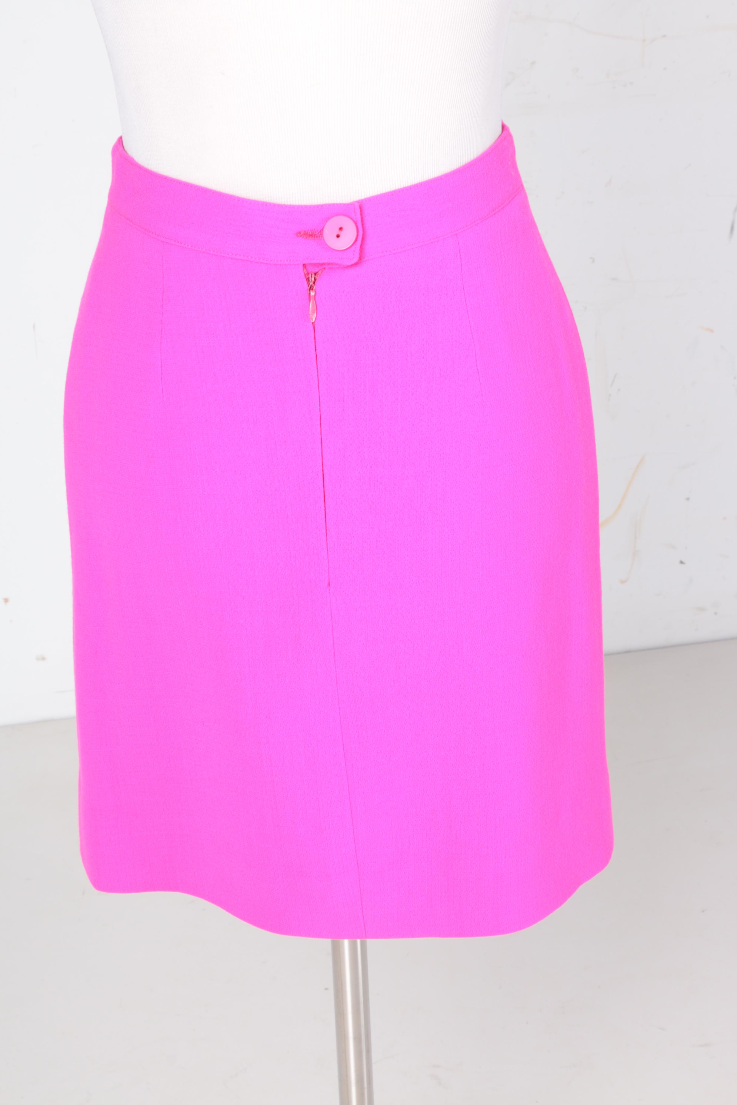 Nina Ricci Boutique Vibrant Pink Wool Suit