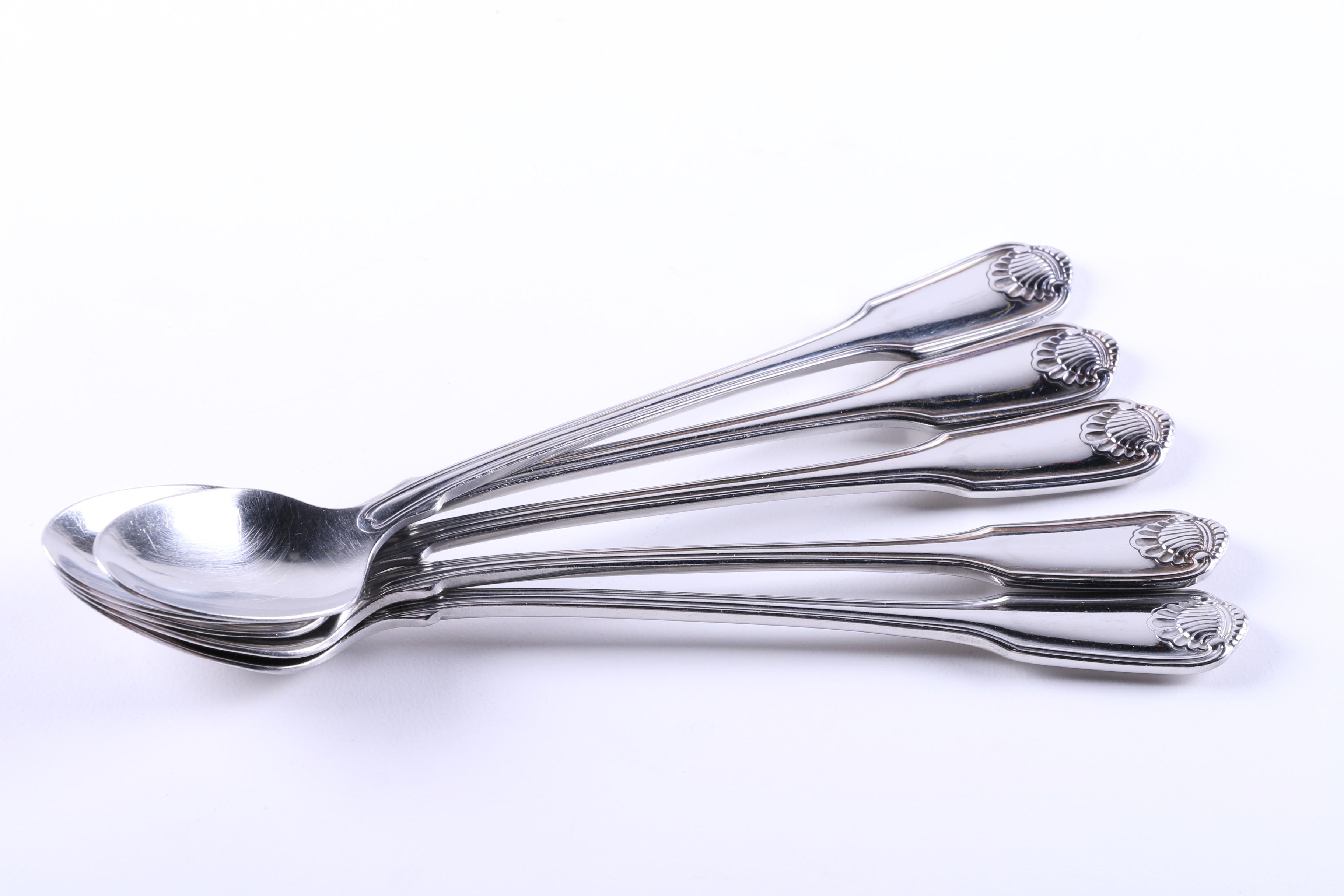 Oneida "Silver Shell" Silver Plate Flatware Set