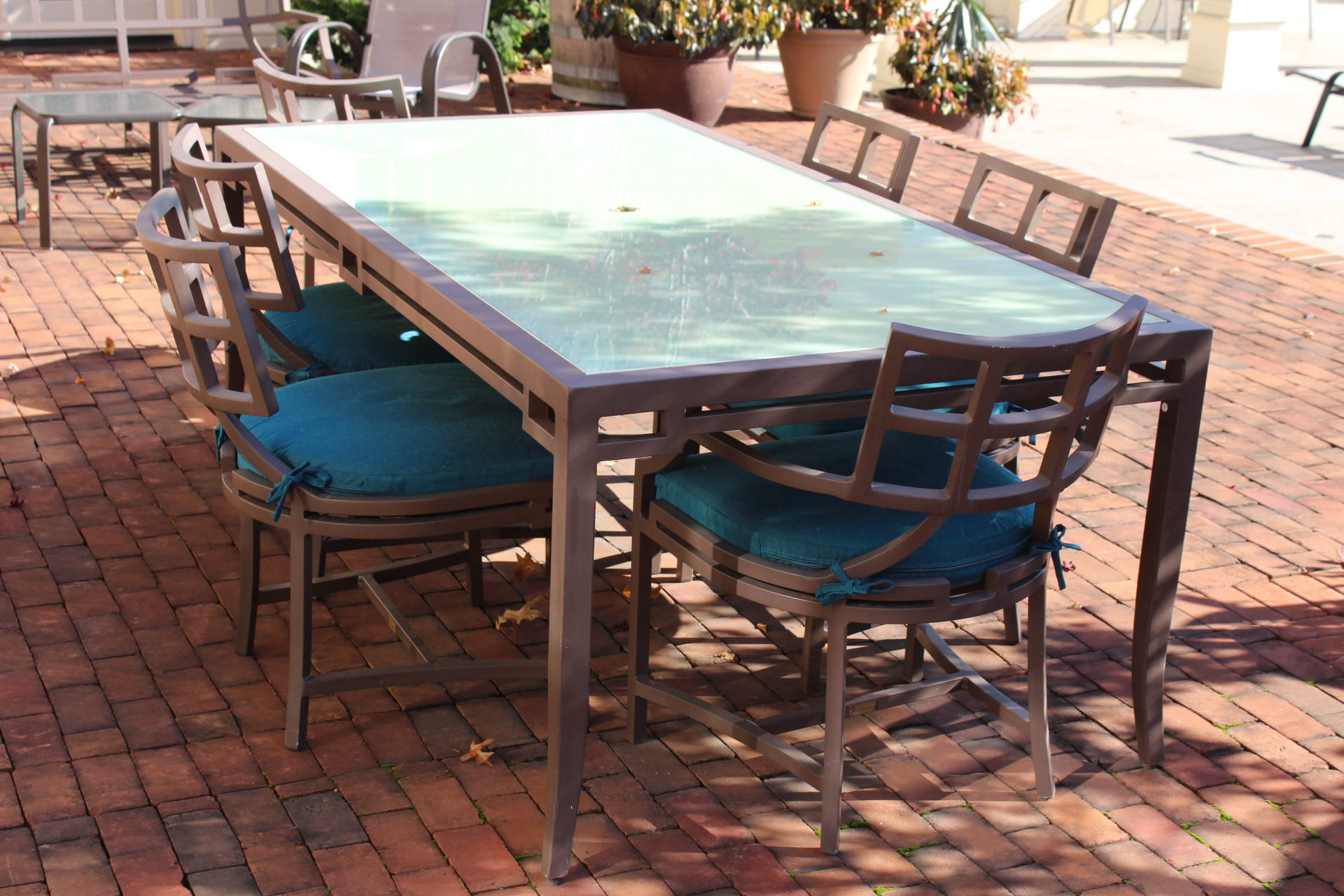 Lane Venture Patio Table with Chairs