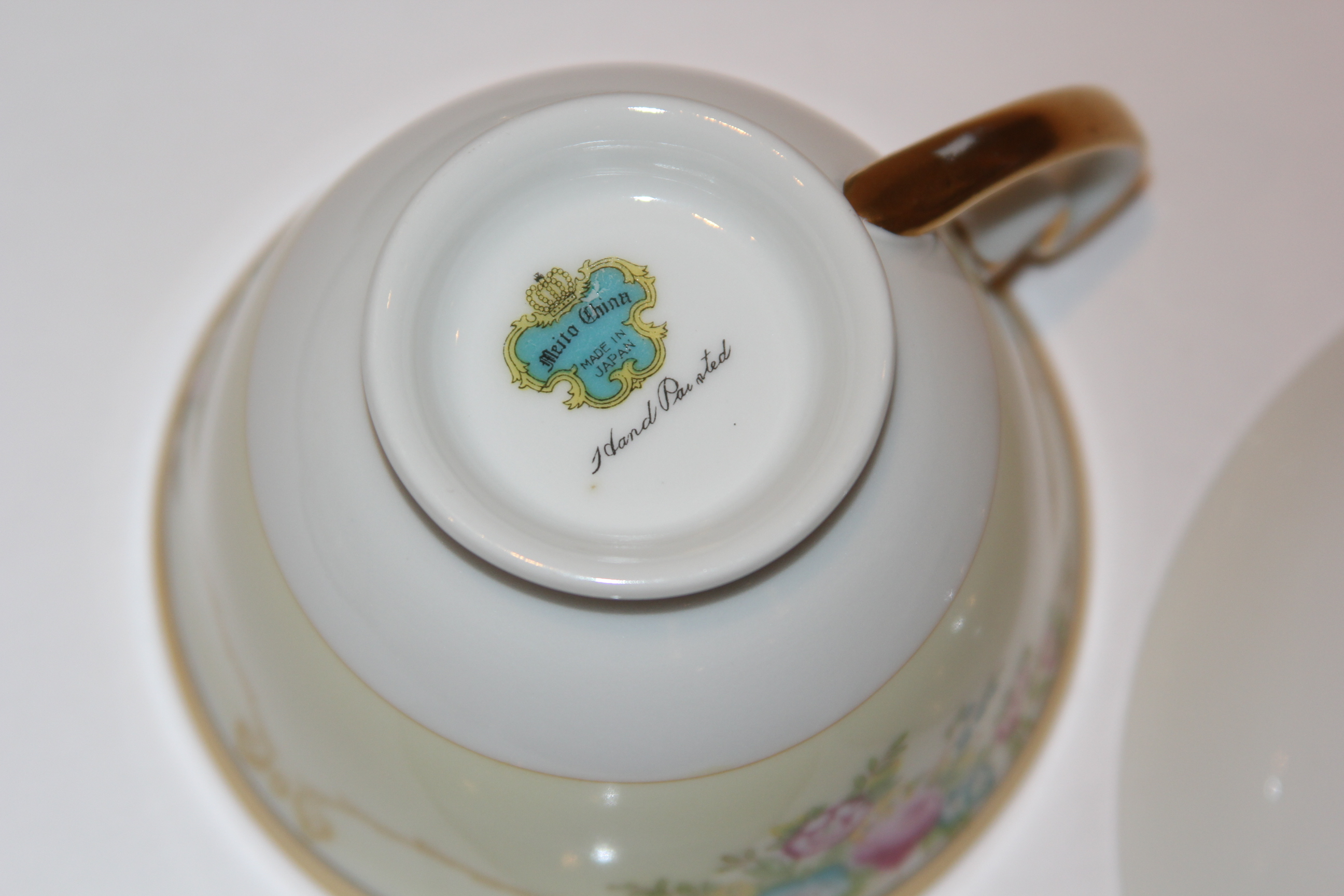 Meito China Handpainted Porcelain Serveware Set