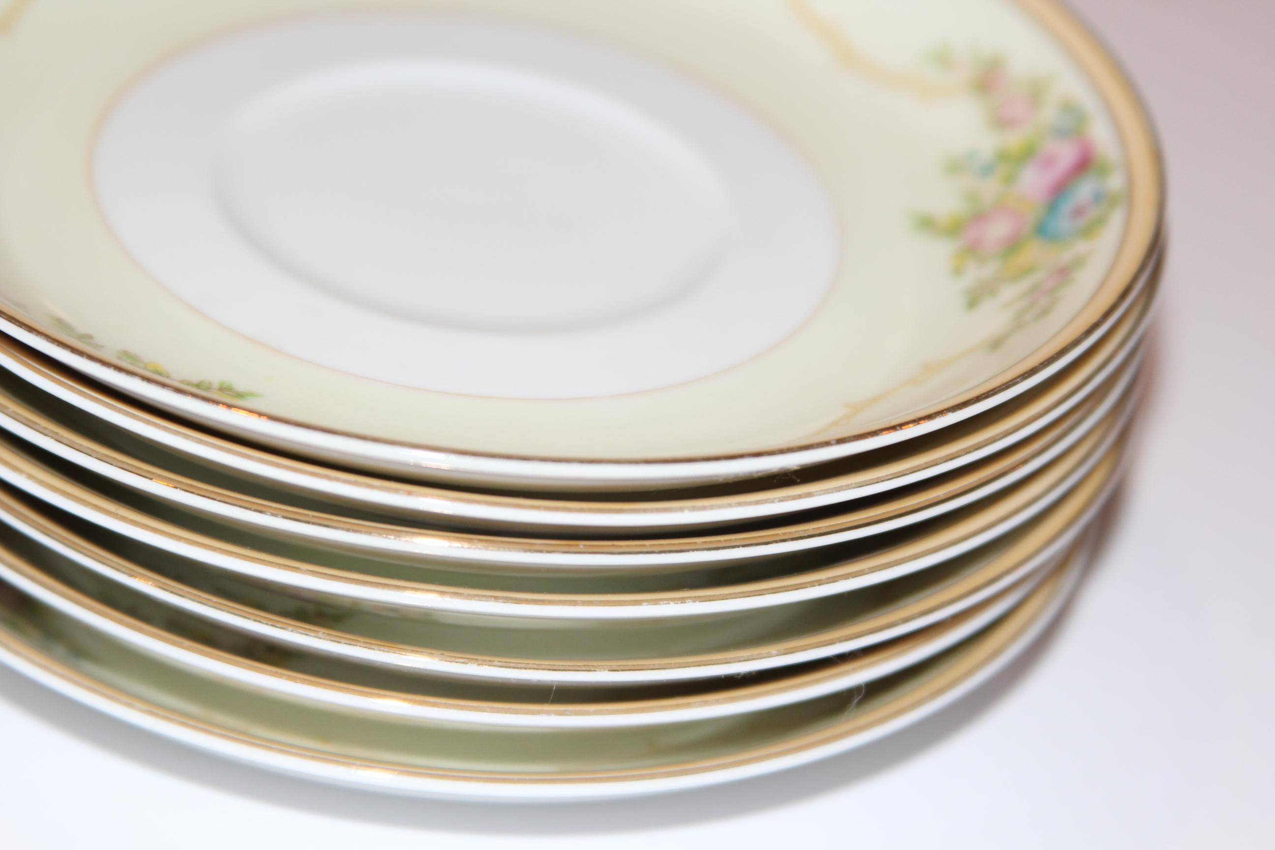 Meito China Handpainted Porcelain Serveware Set