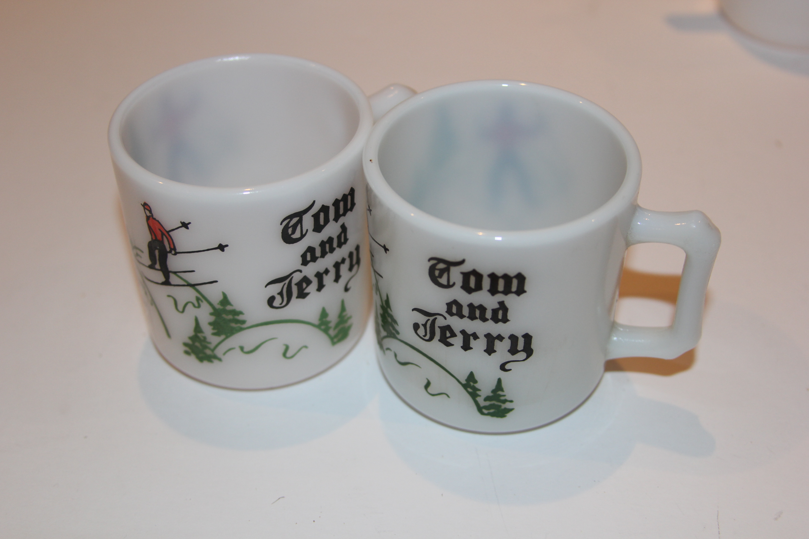 1930s Handpainted Tom & Jerry Milk Glass Bowl & Glasses