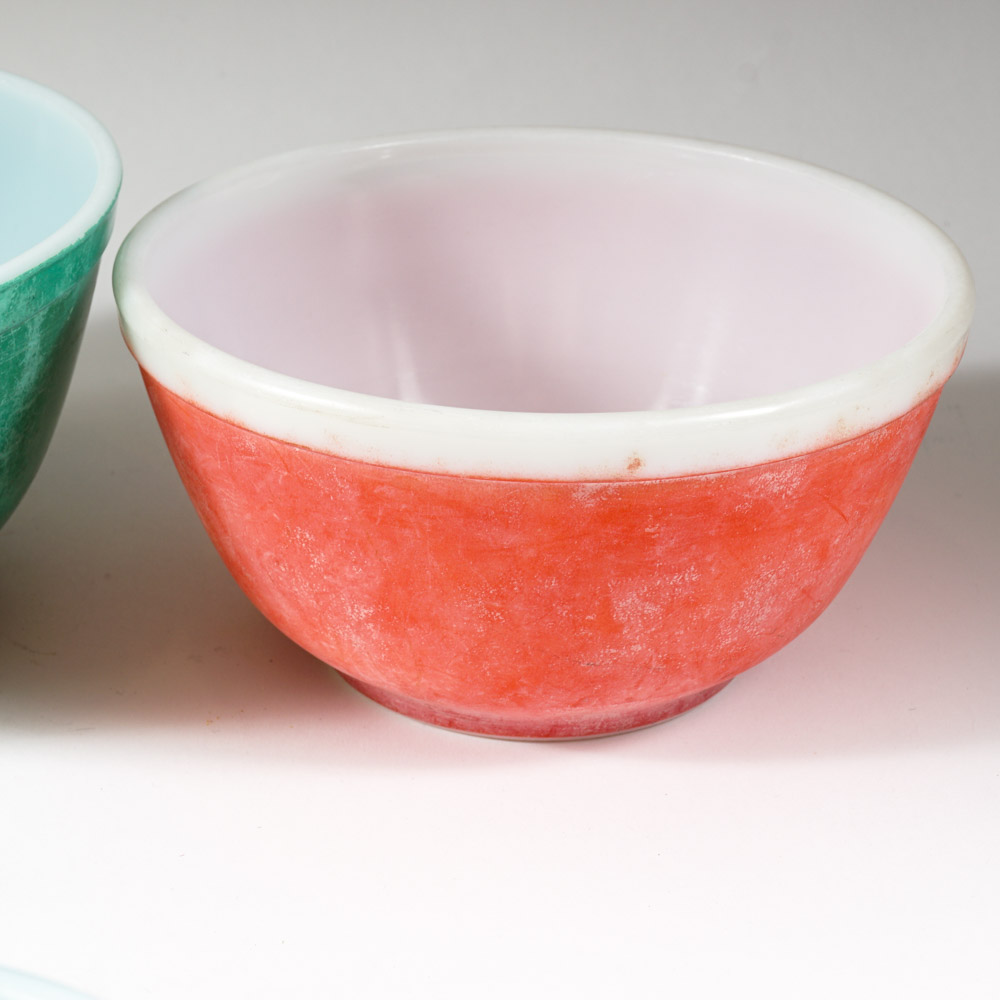 Vintage Pyrex Mixing Bowls