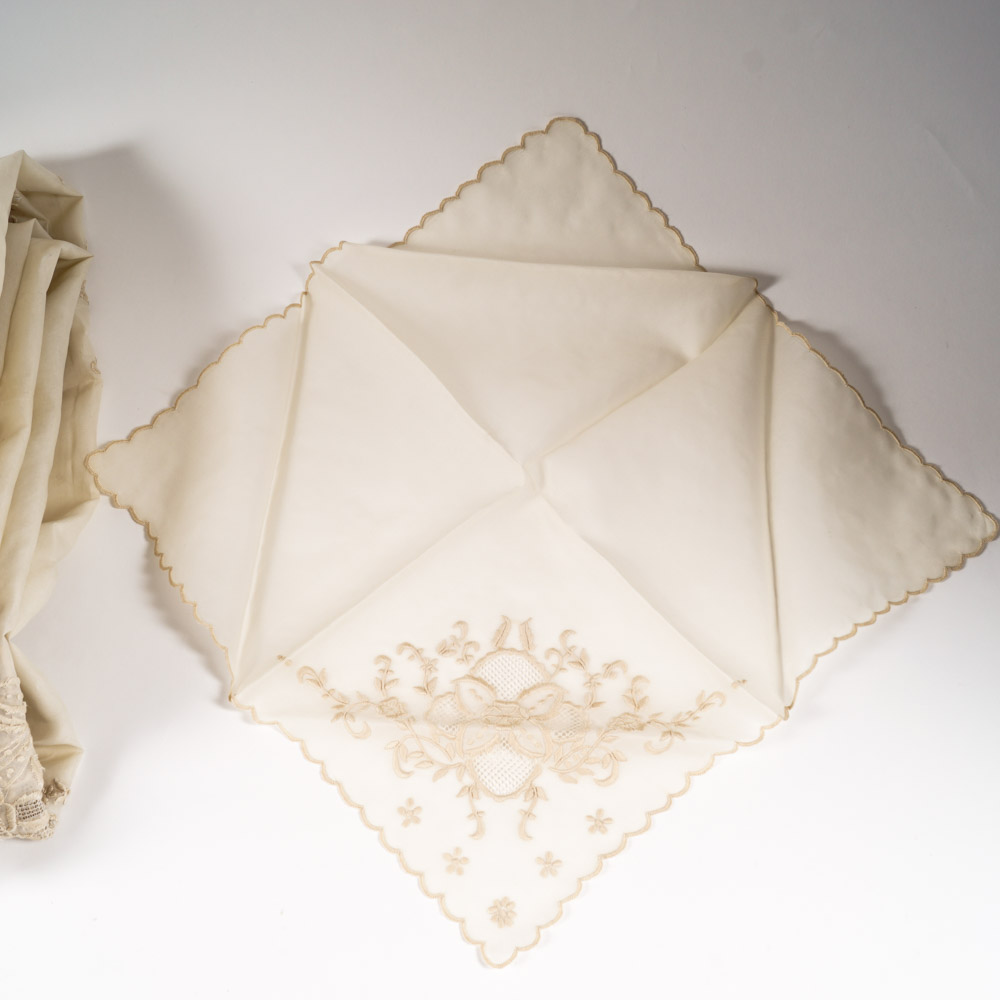 Hand-Crafted Jusi Lace Tablecloth and Napkins From the Philippines