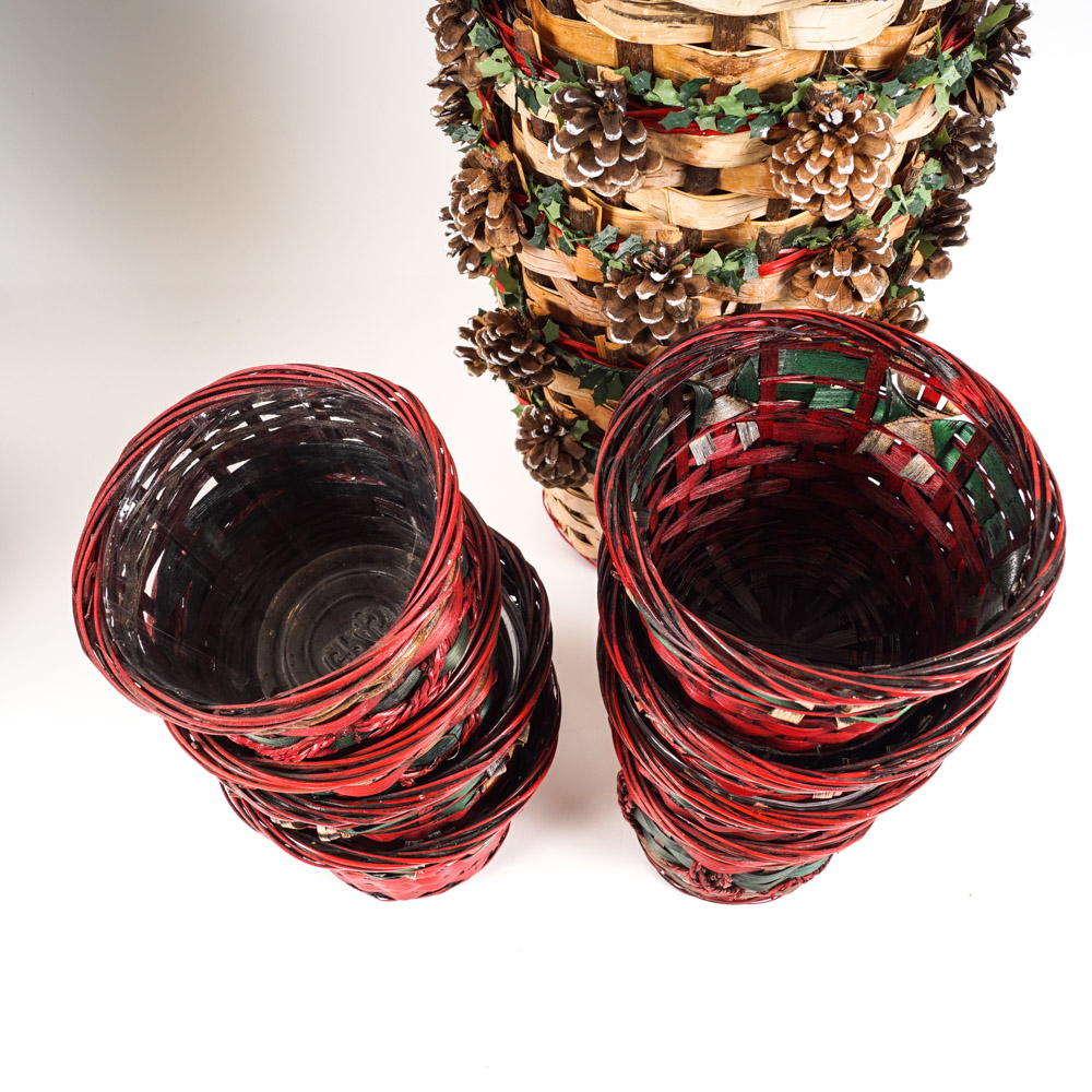 Seasonal Holiday Baskets and Planters